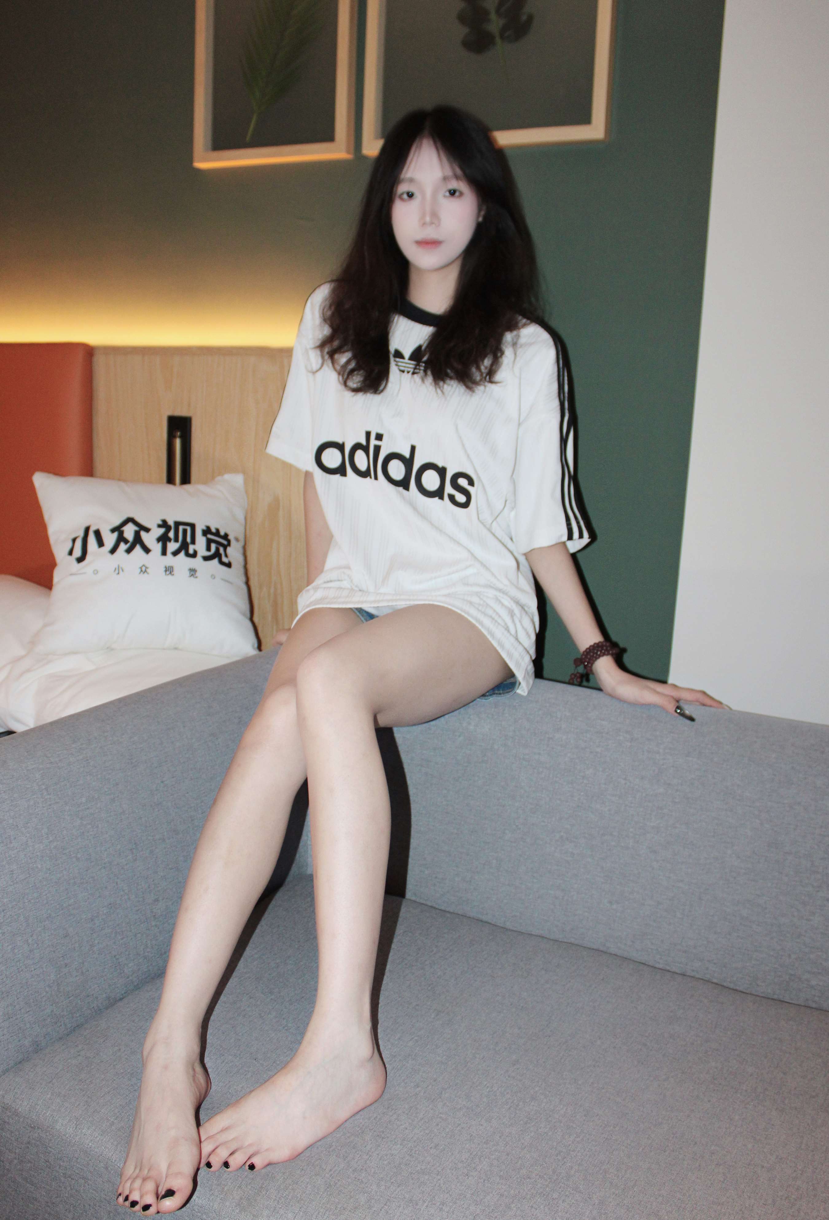 《小苹果和芳芳双人休闲短裤》作品图