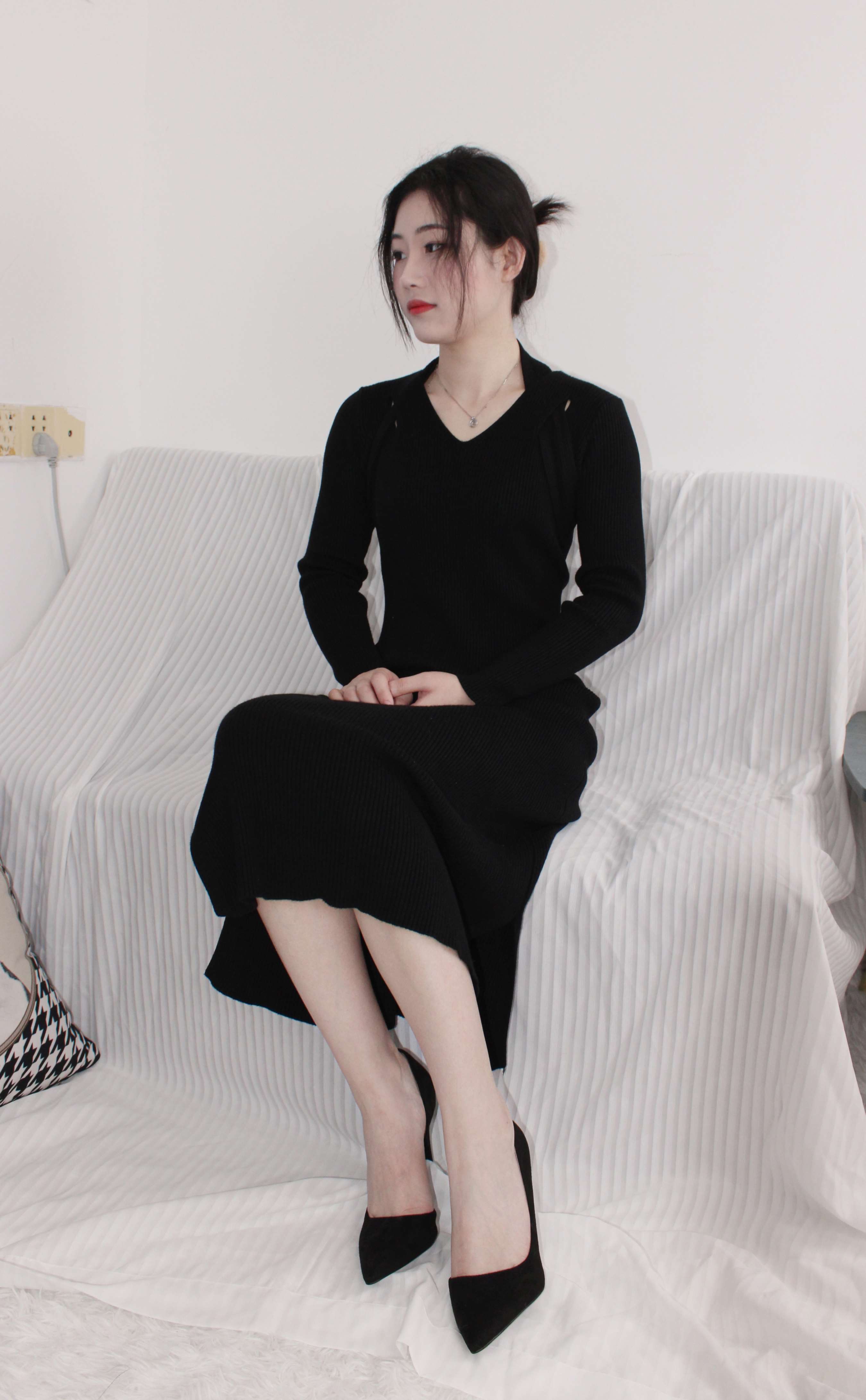 《嘤嘤 高跟の黑丝》作品图