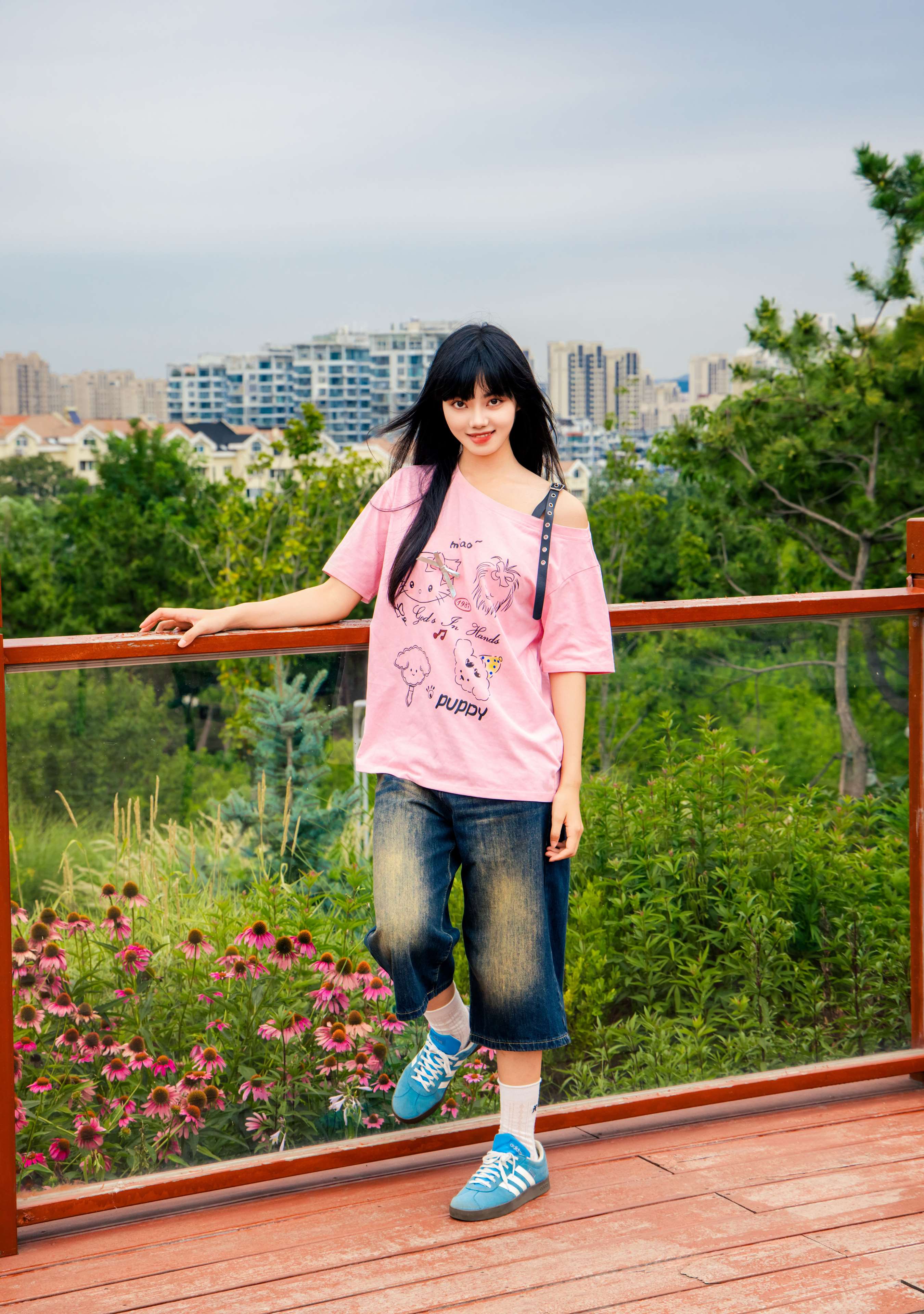 《阿月 牛仔の棉袜美脚》作品图