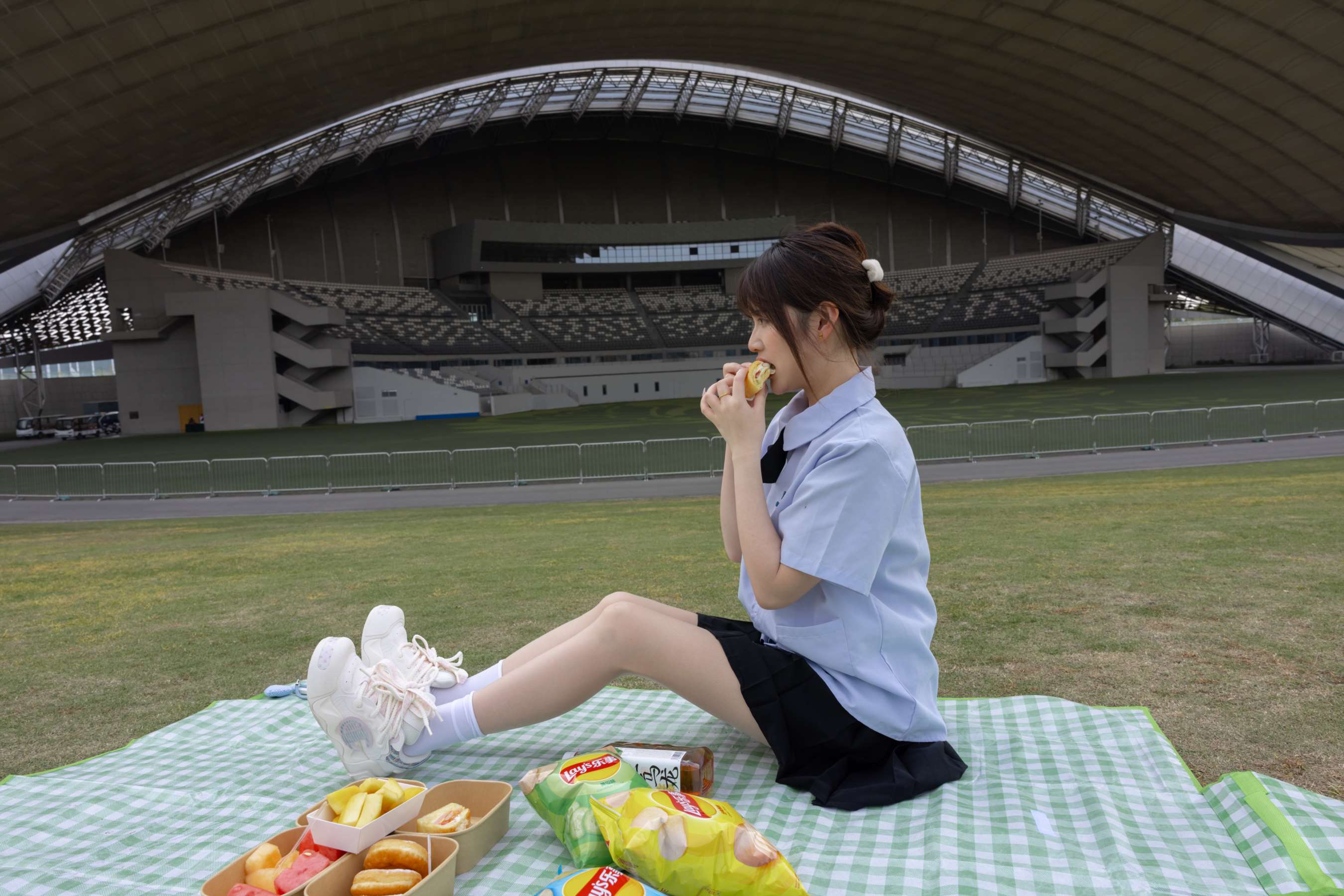 《小点心 户外野餐》作品图