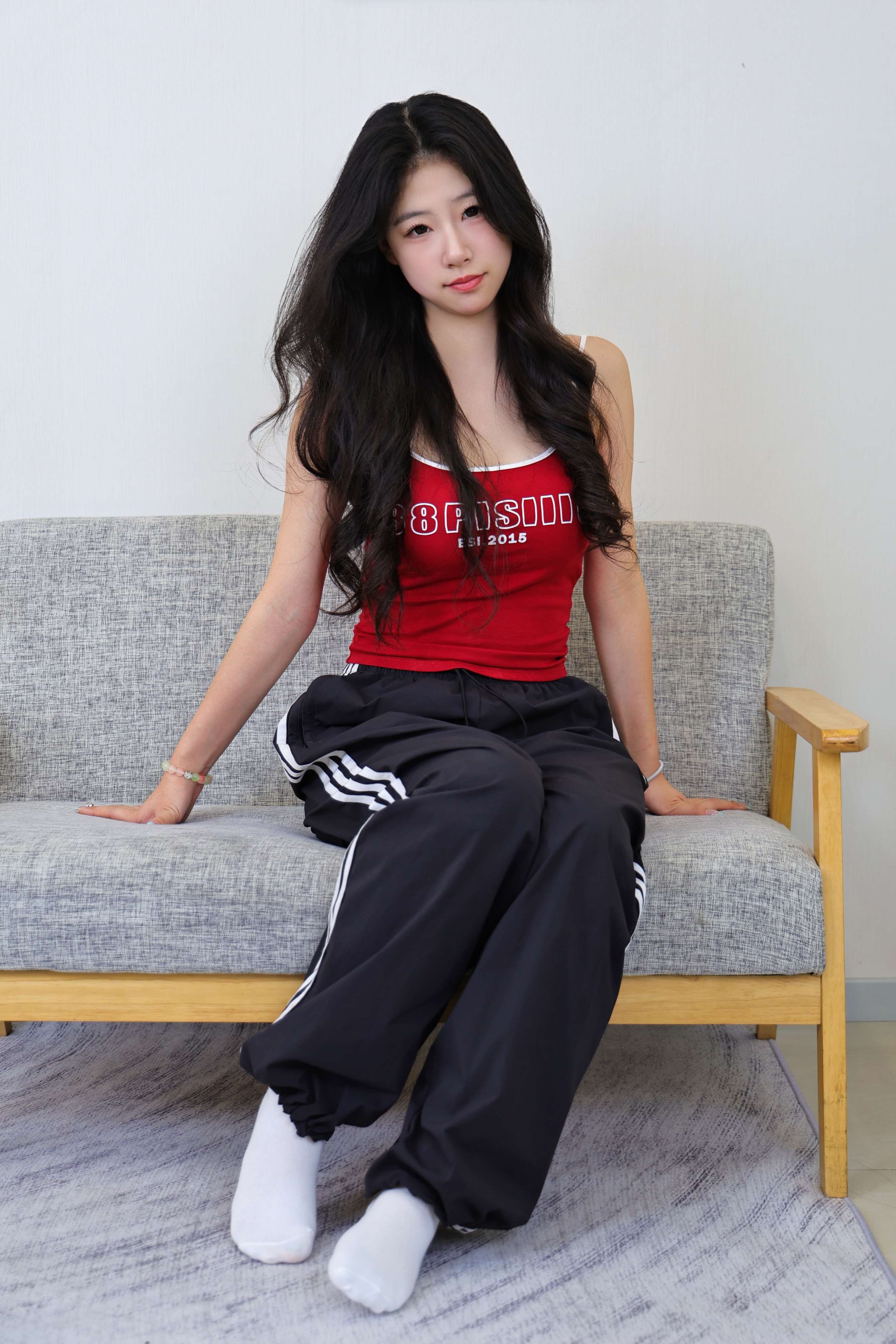 《佳茵-白棉袜の嫩足》作品图