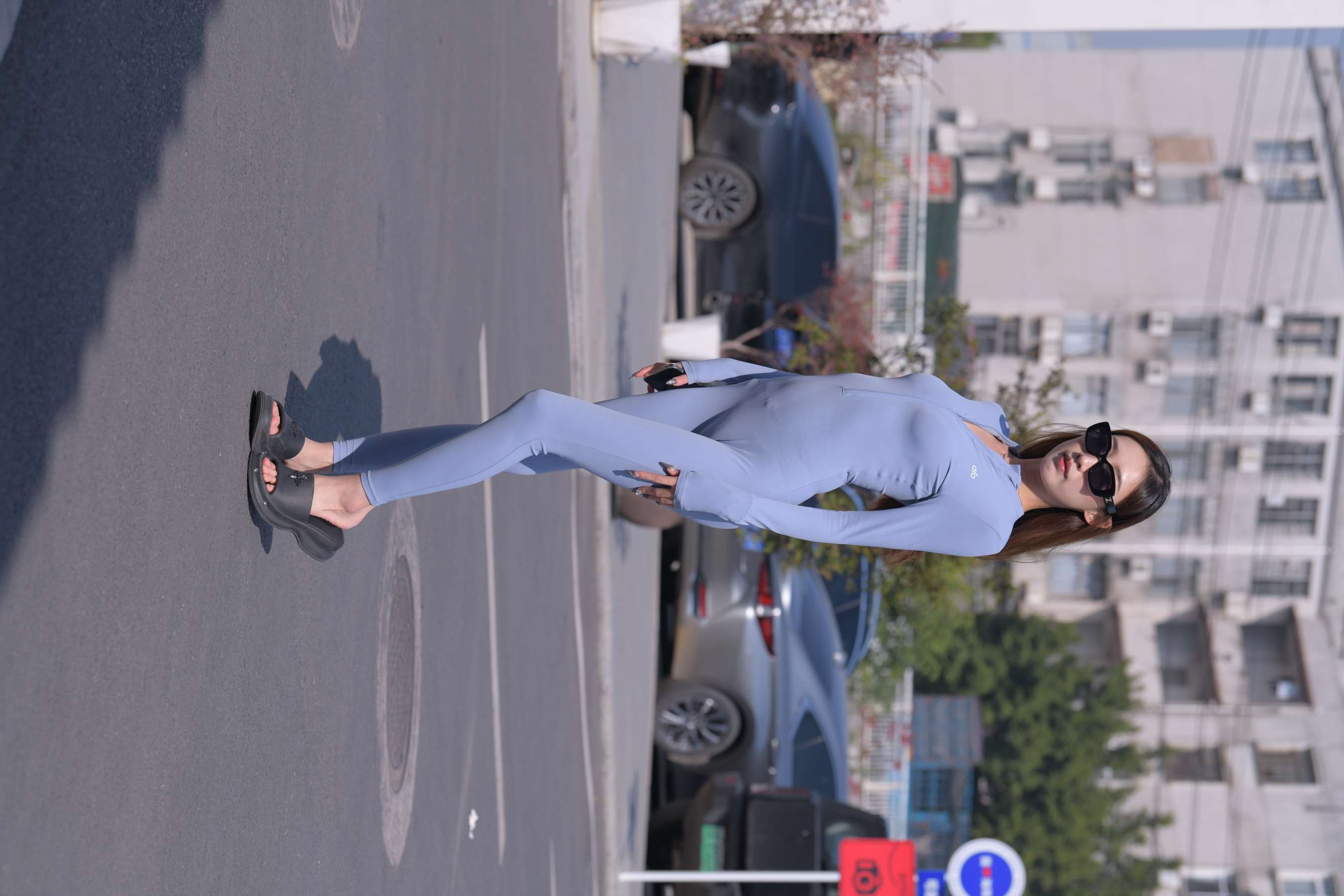 《小青 连体瑜伽裤》作品图