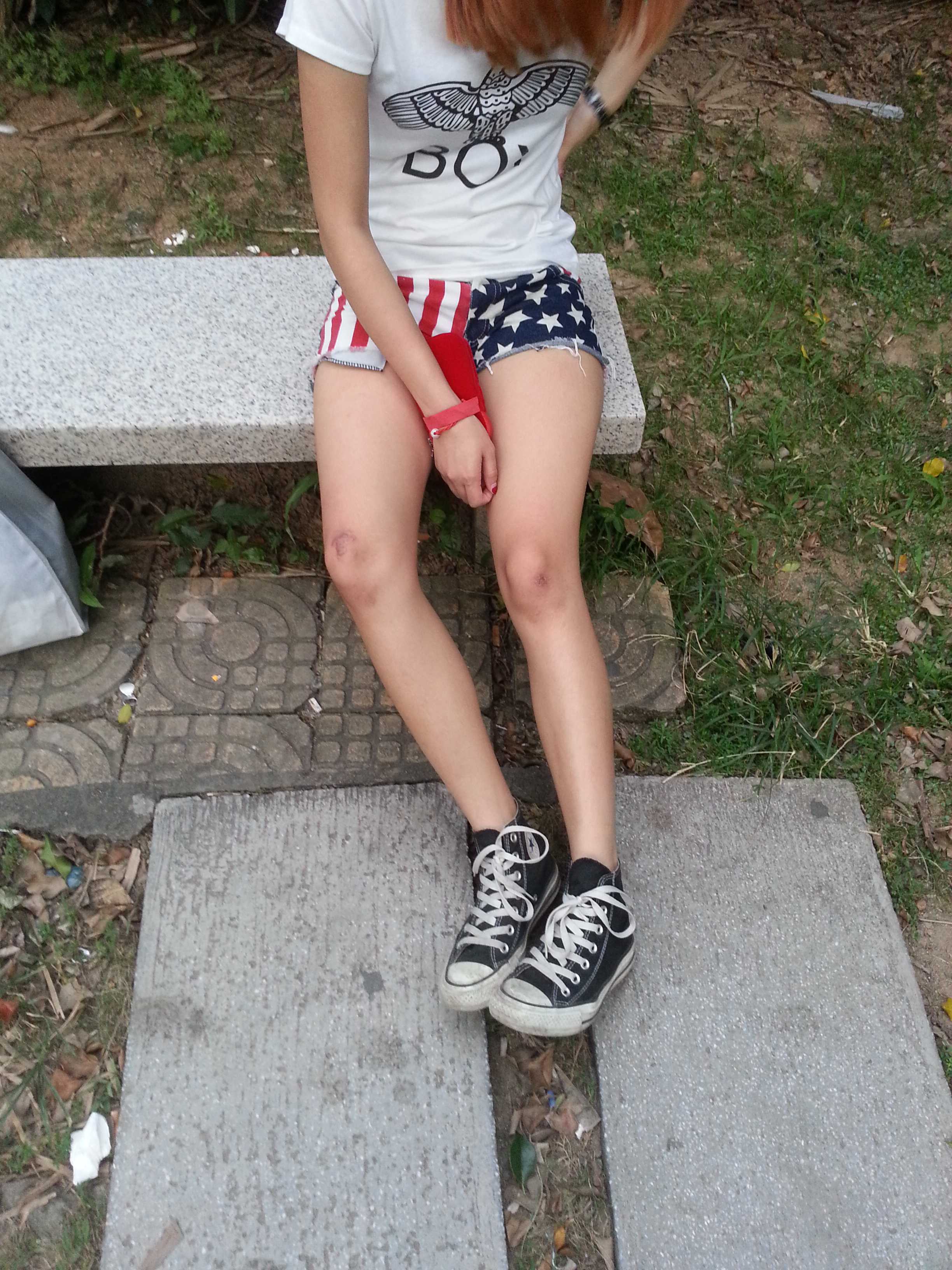 《热裤帆布鞋の斑点船袜脚》作品图