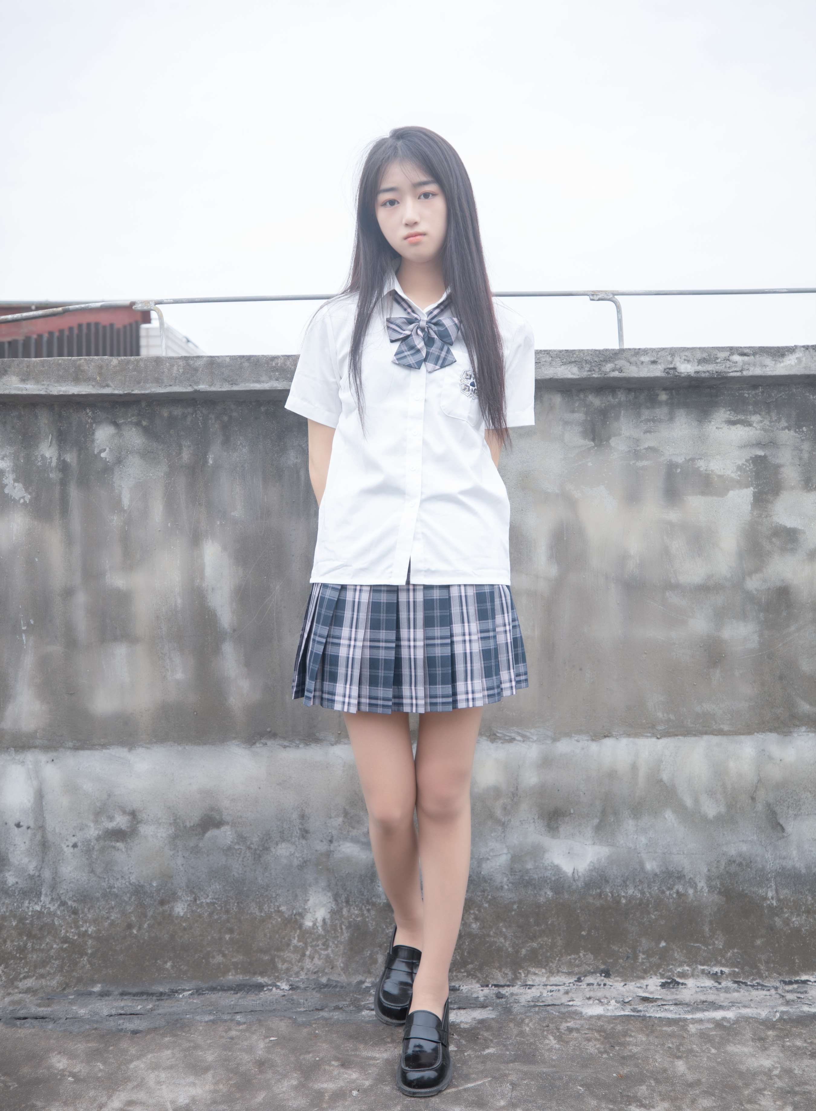 《娇娇天台JK少女》作品图