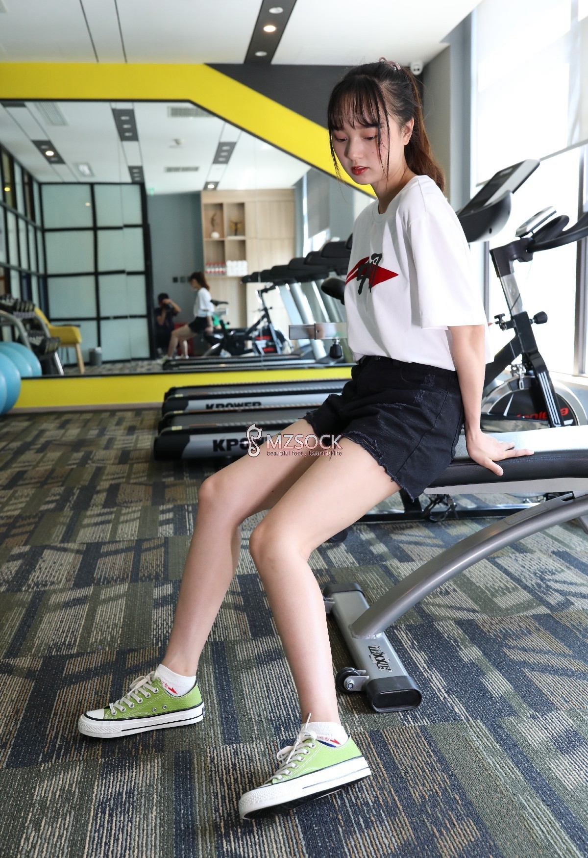 《不喜欢洗脚的学姐》作品图