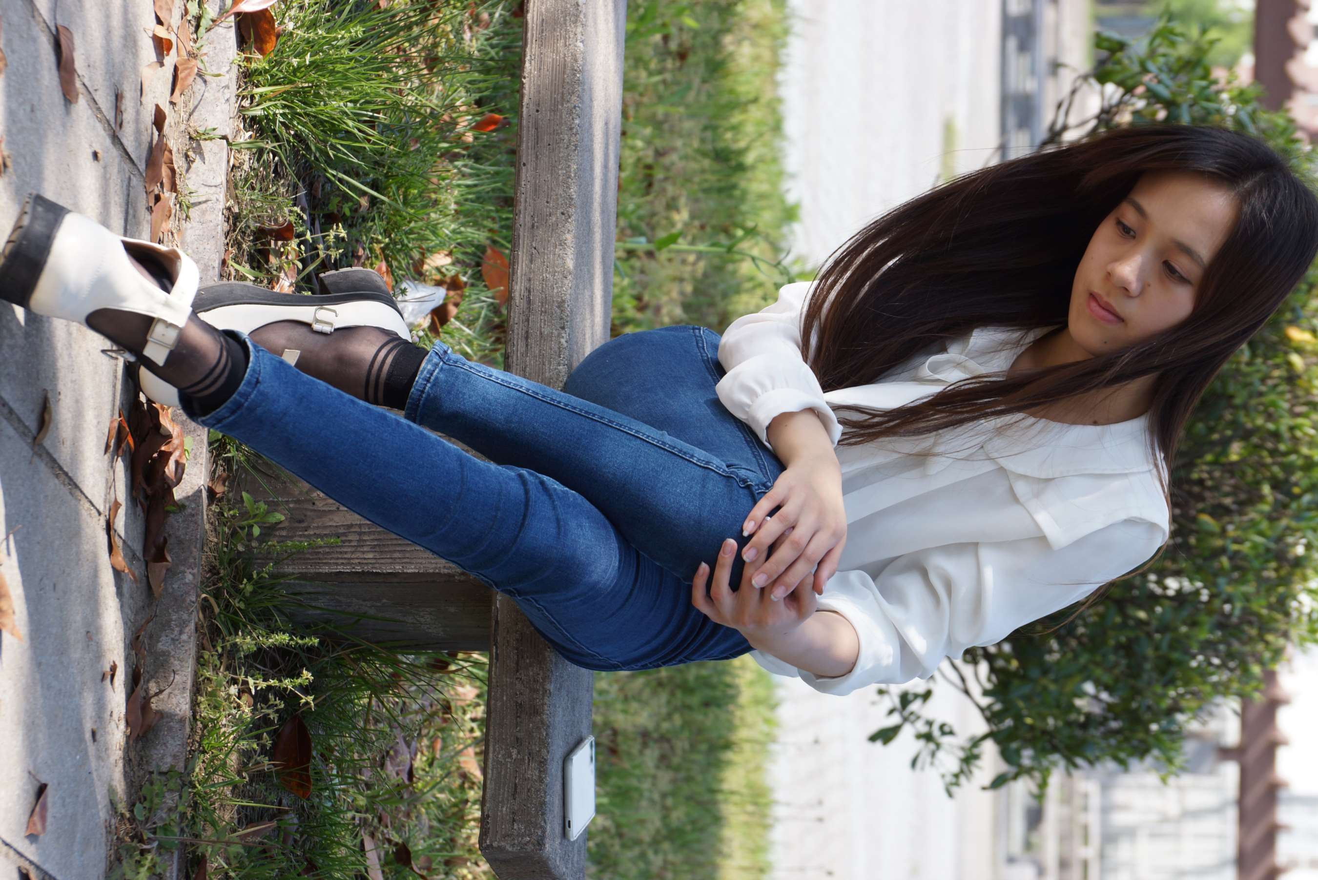 《学妹原味短黑丝の脱袜》作品图