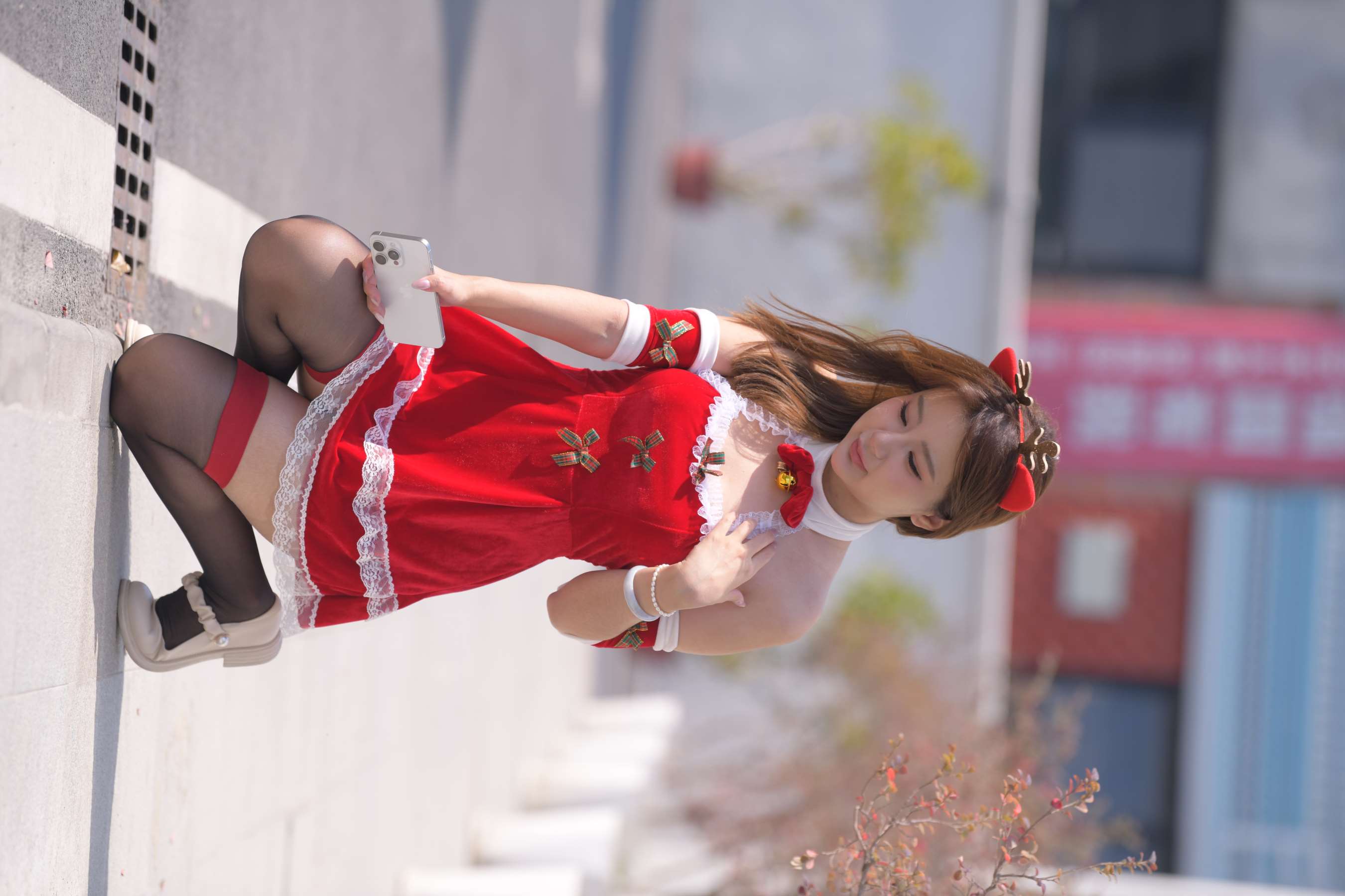 《圣诞美眉-黑丝足》作品图