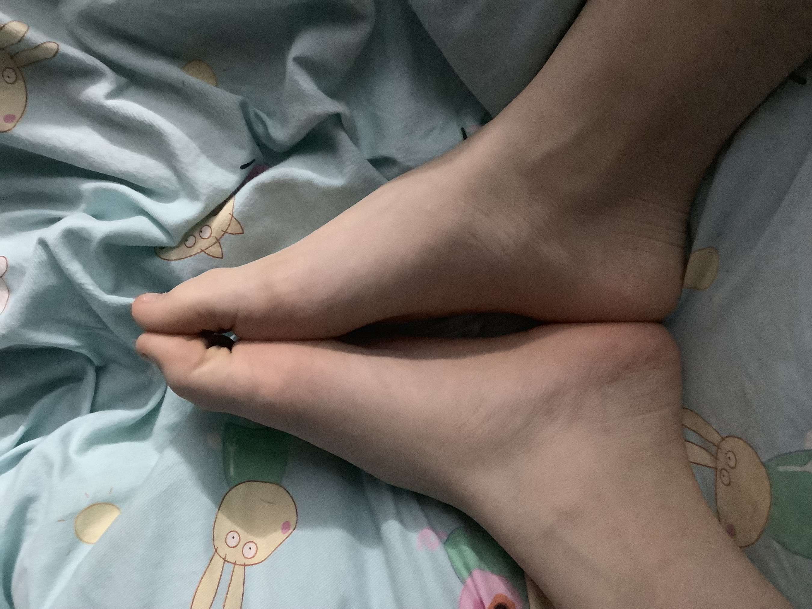 《汉堡夹嫩足》作品图