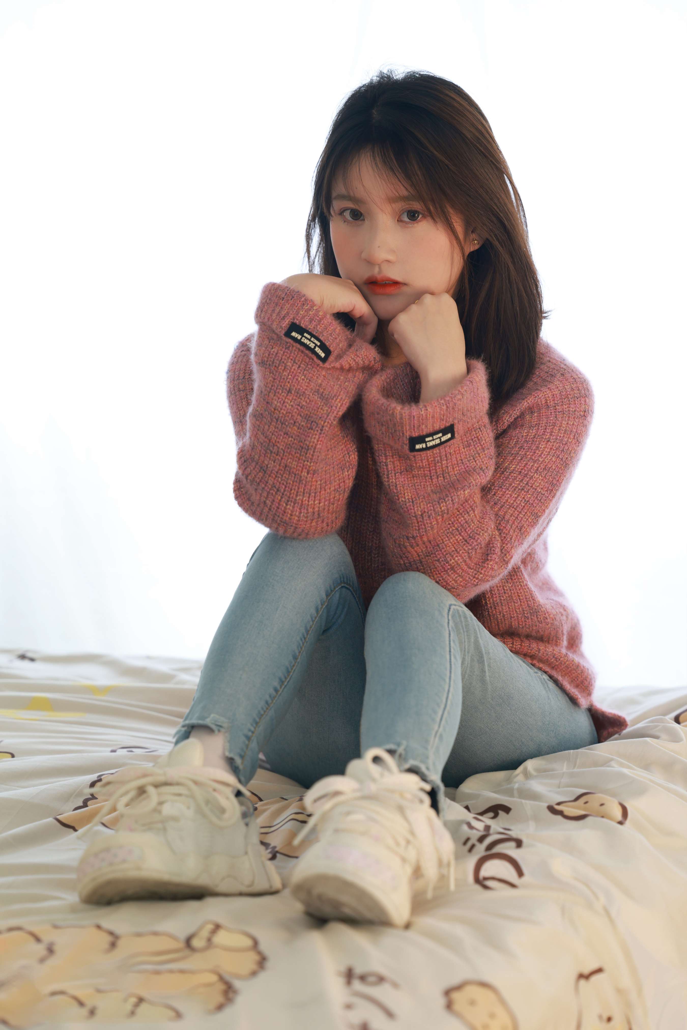 《小点心 牛仔の棉袜足》作品图