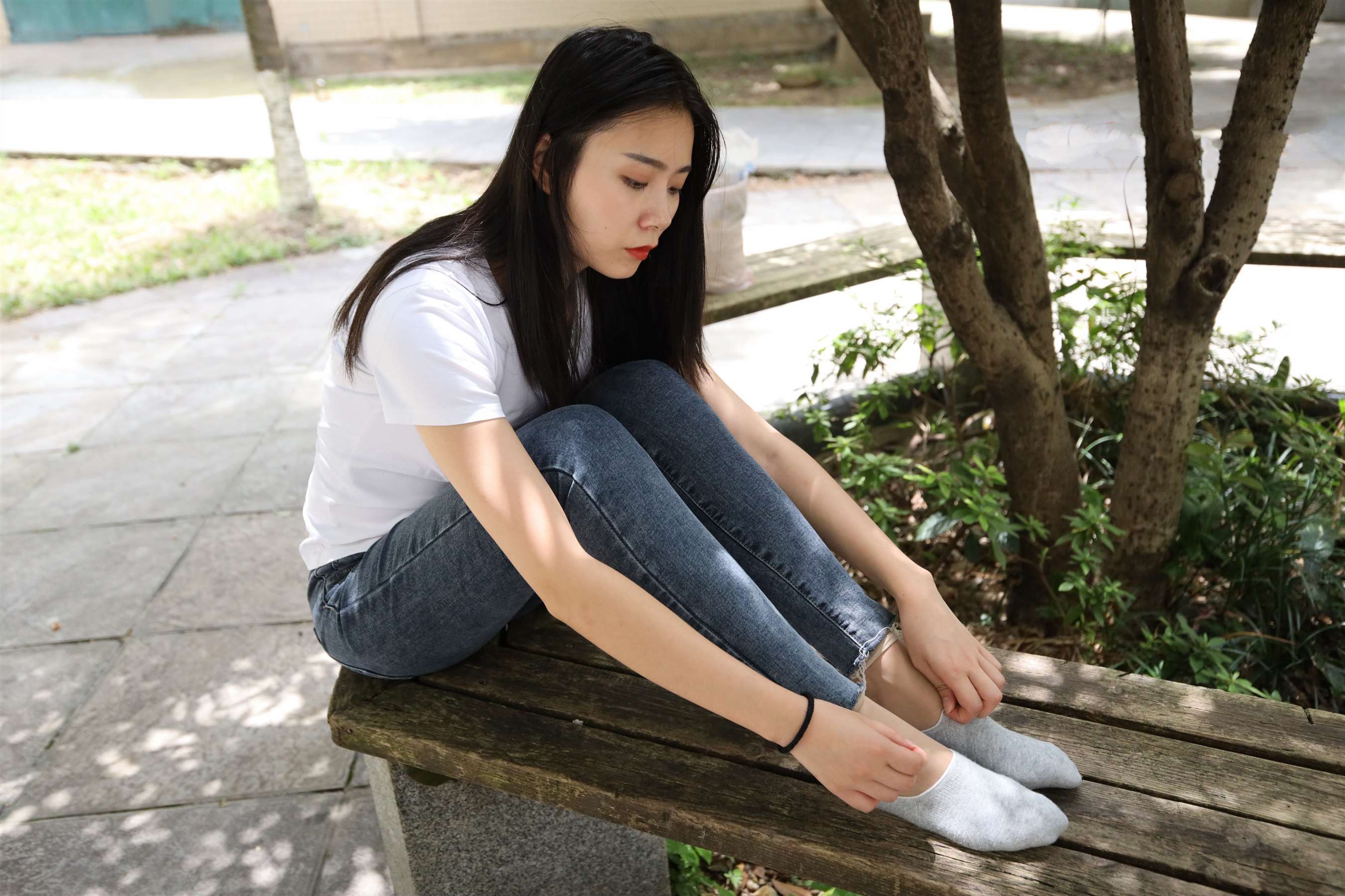 《紧身牛仔の船套丝脚丫【附送视频1个】》作品图