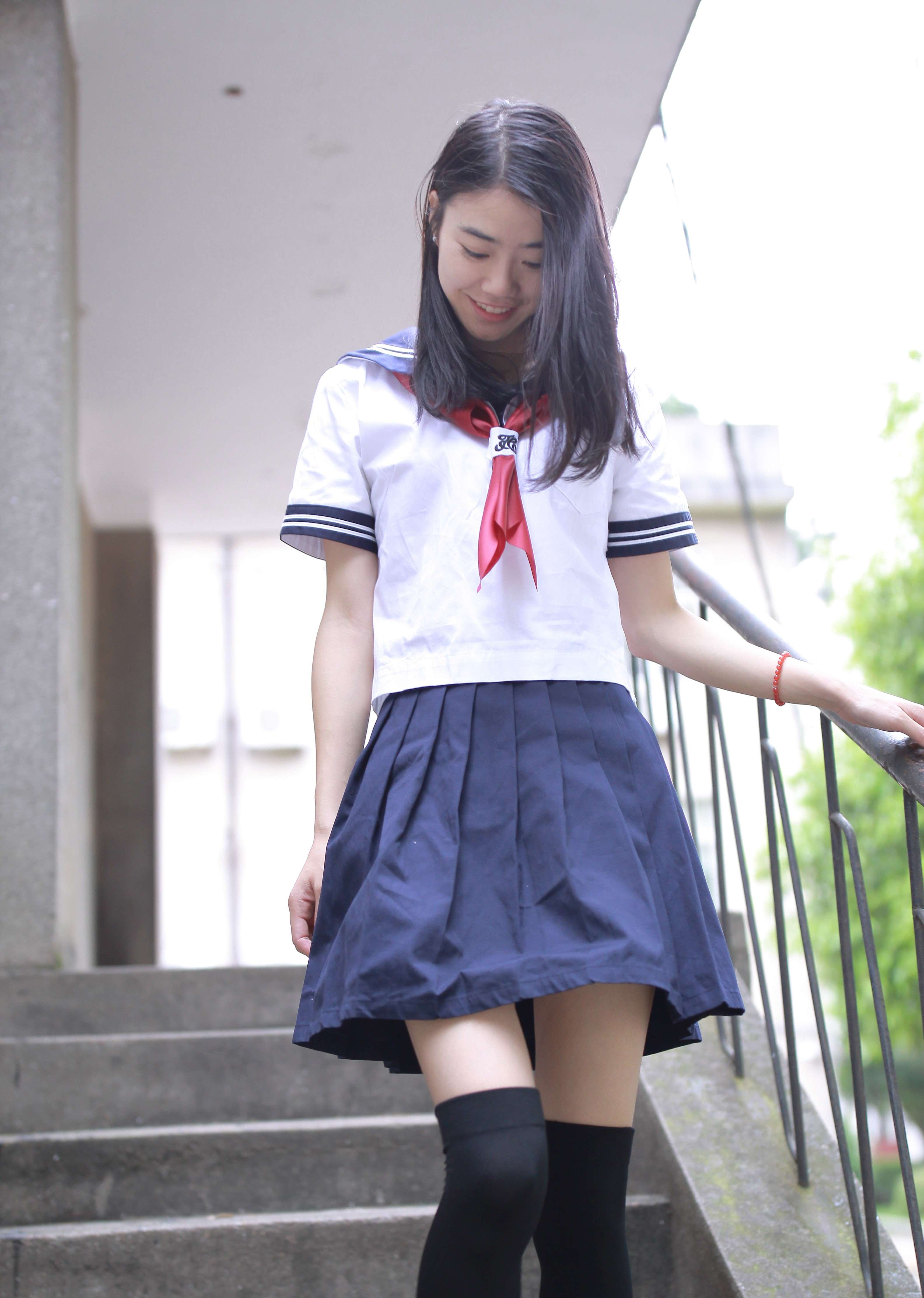 《教室JK制服小姐姐》作品图