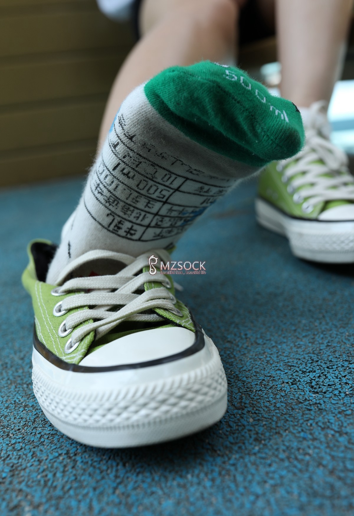 《不喜欢洗脚的学姐》作品图