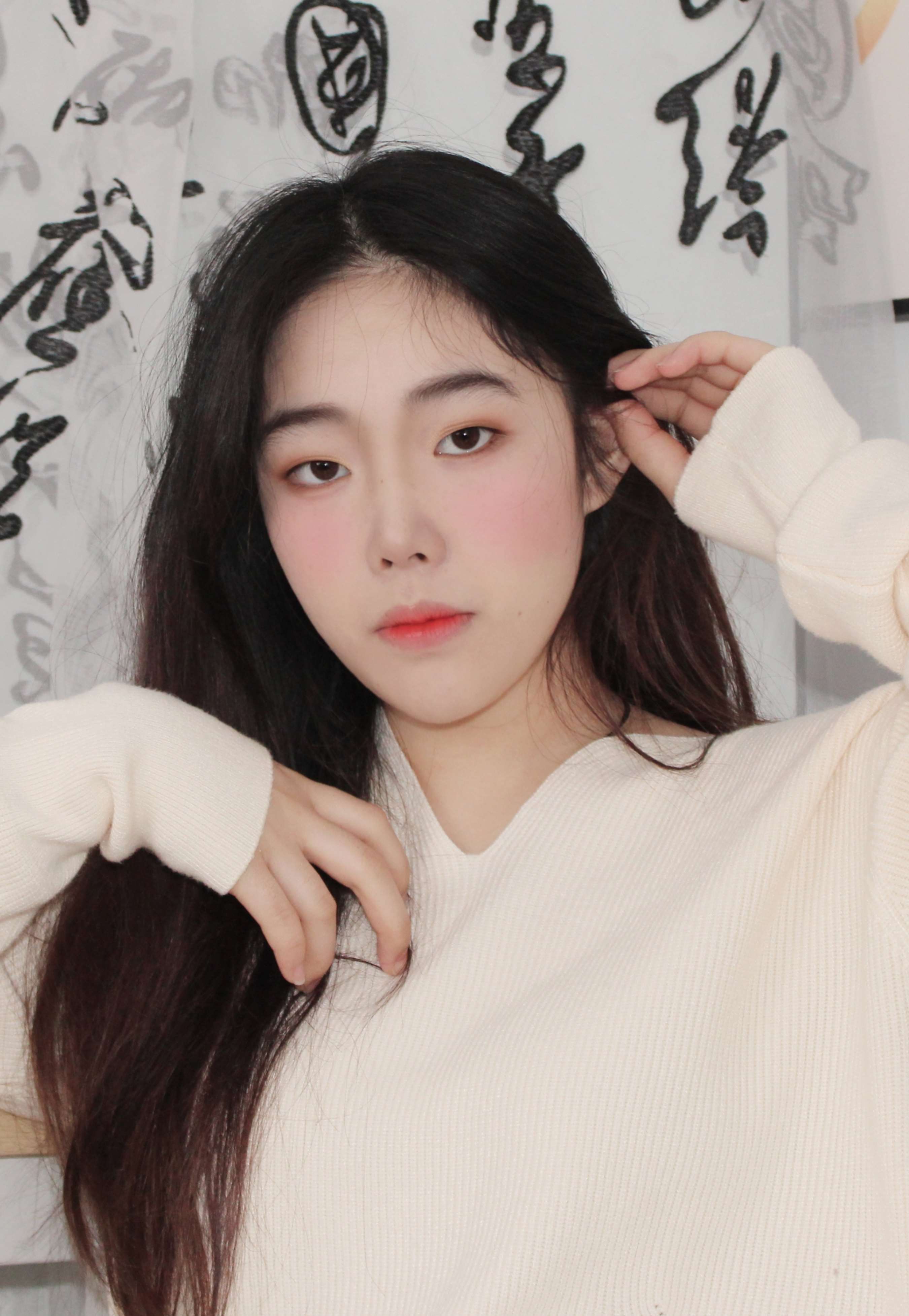 《圆圆-透高跟の嫩足》作品图