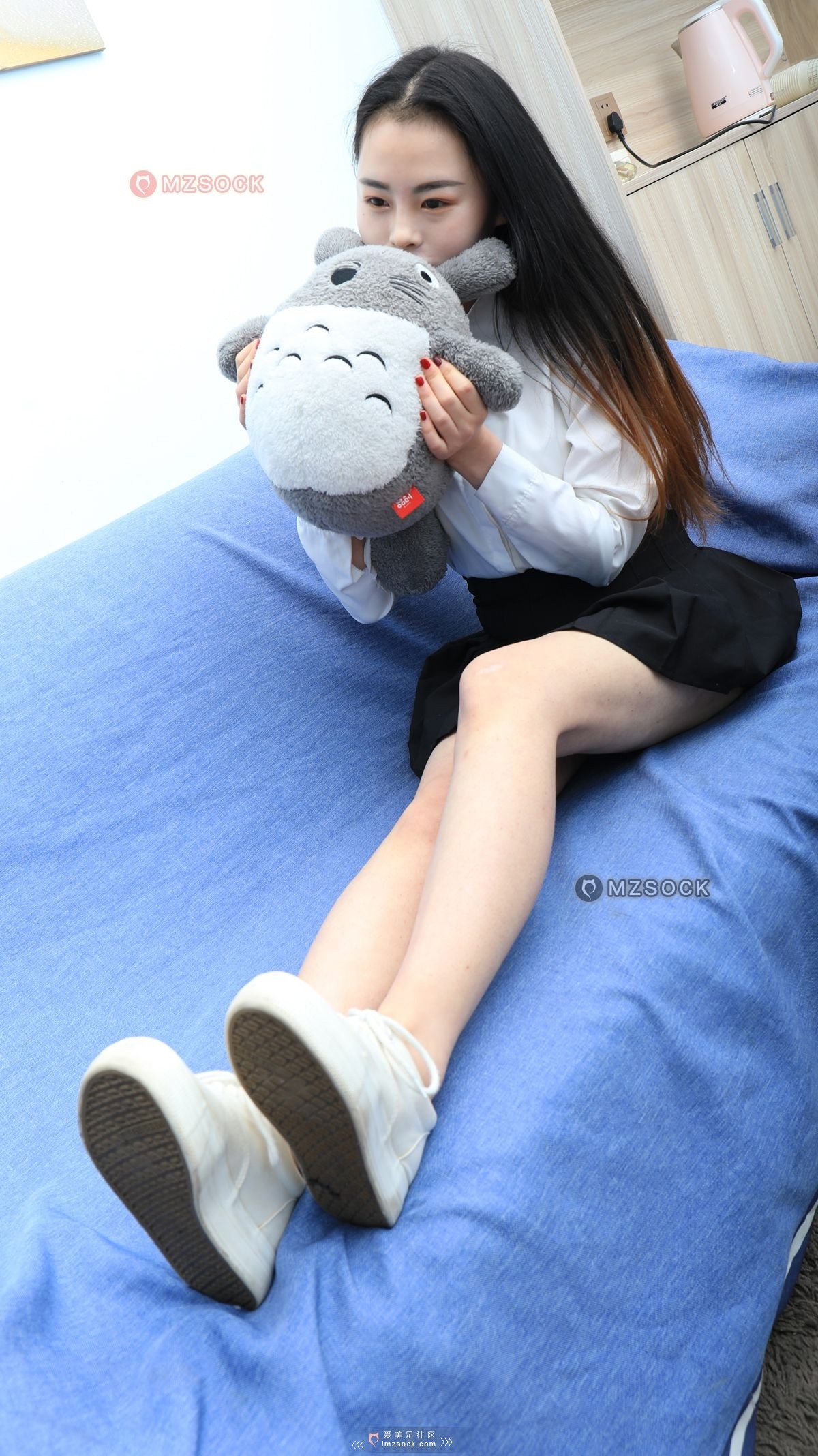 《小希棉袜小白鞋》作品图