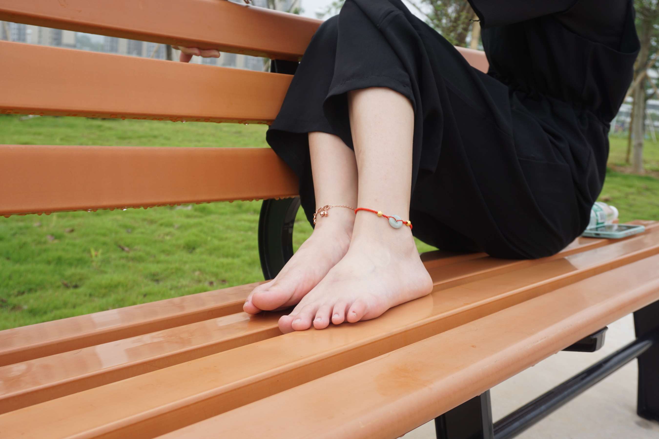 《与小金到体育公园拍脚》作品图