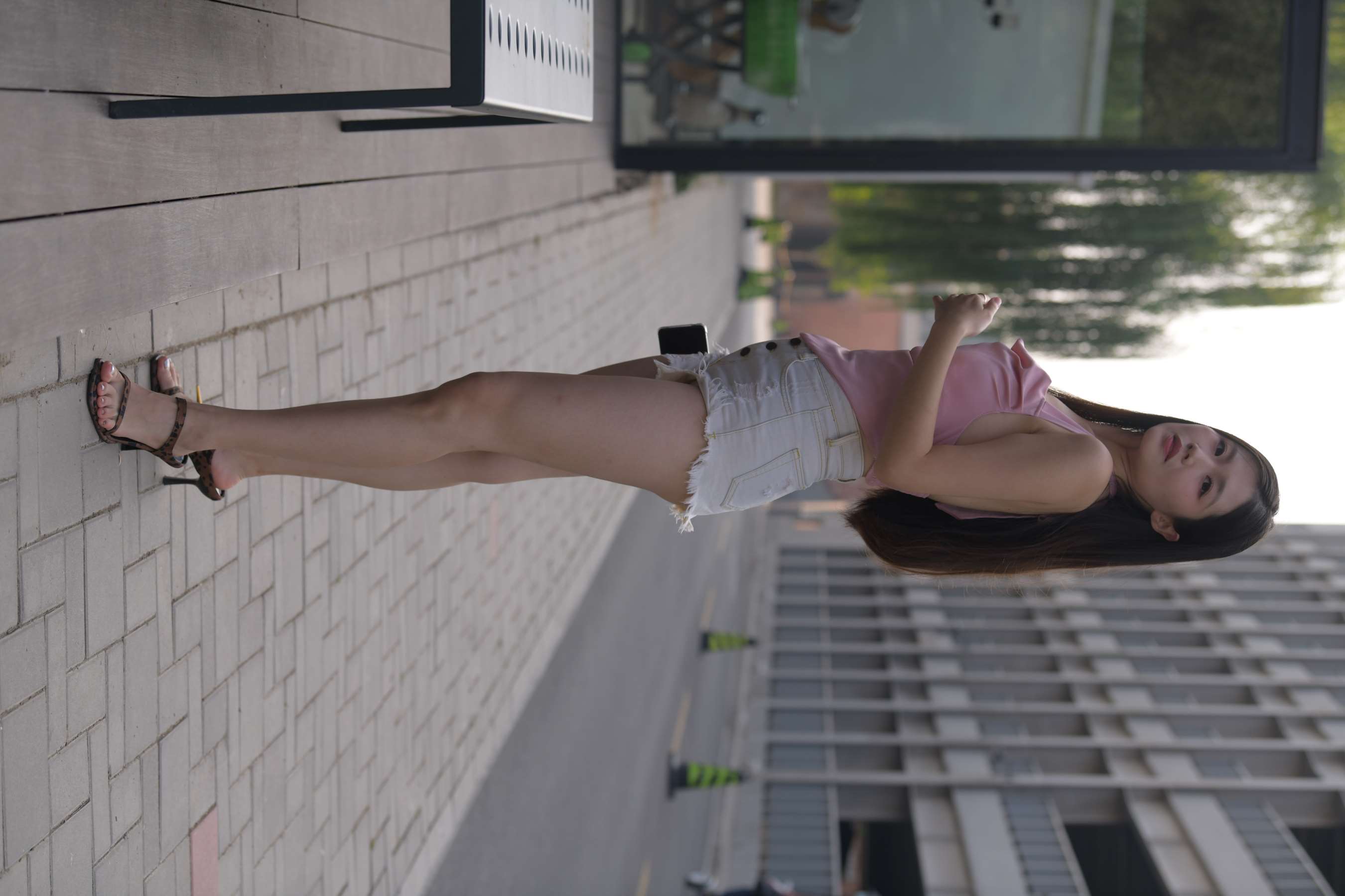 《寻水的鱼 上》作品图