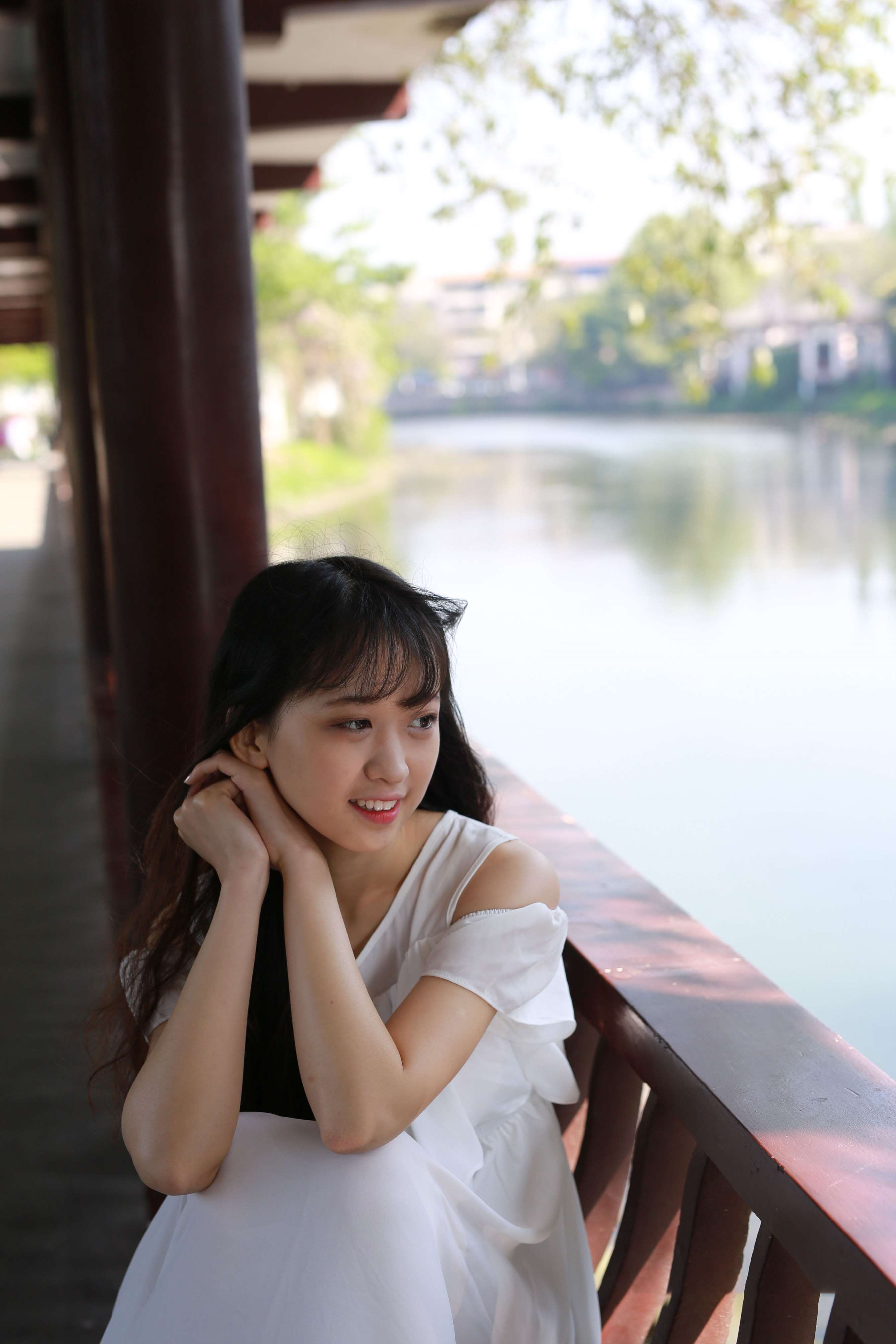 《蓝雪 嫩足》作品图