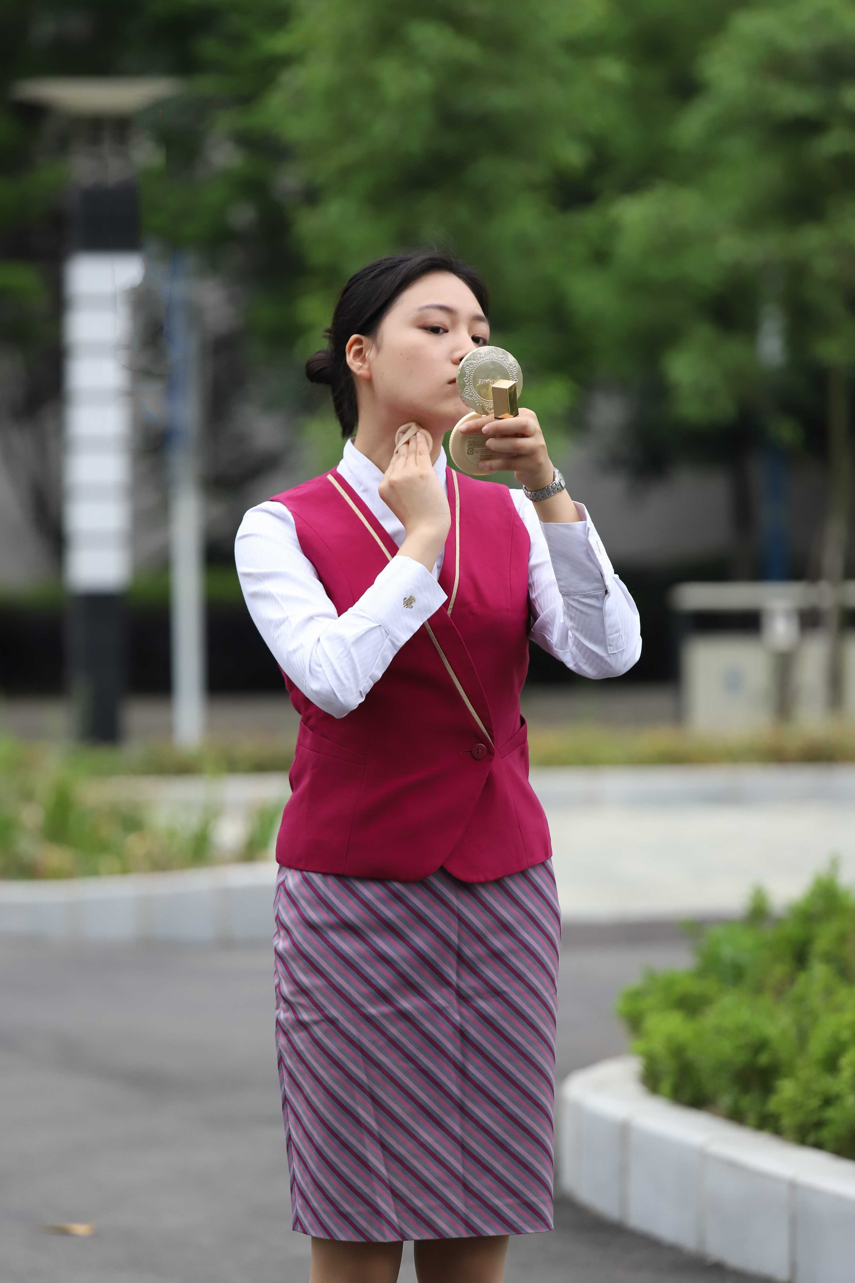 《空乘制服丝袜脚丫+视频一部》作品图