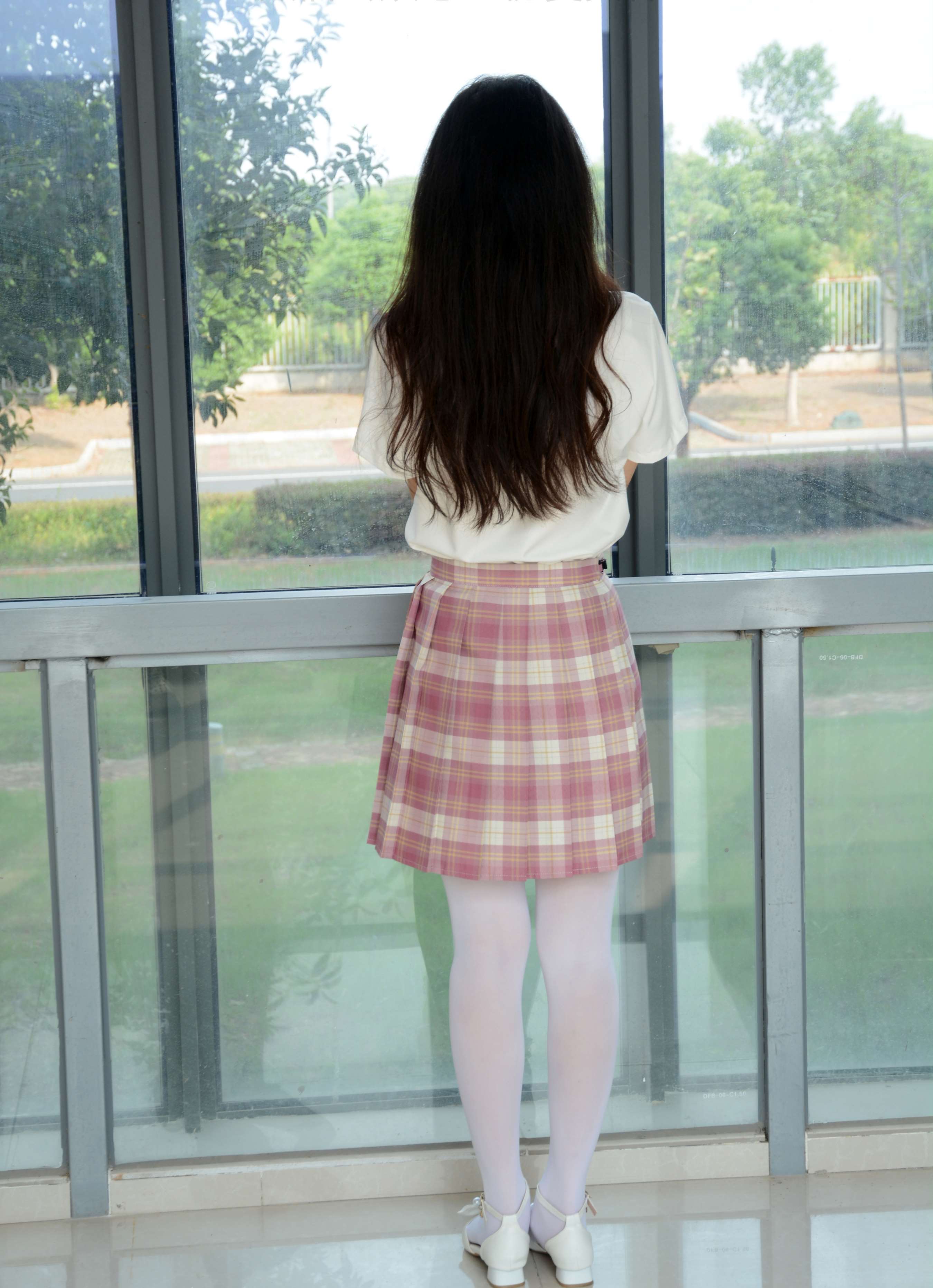 《清离 粉嫩娇艳》作品图