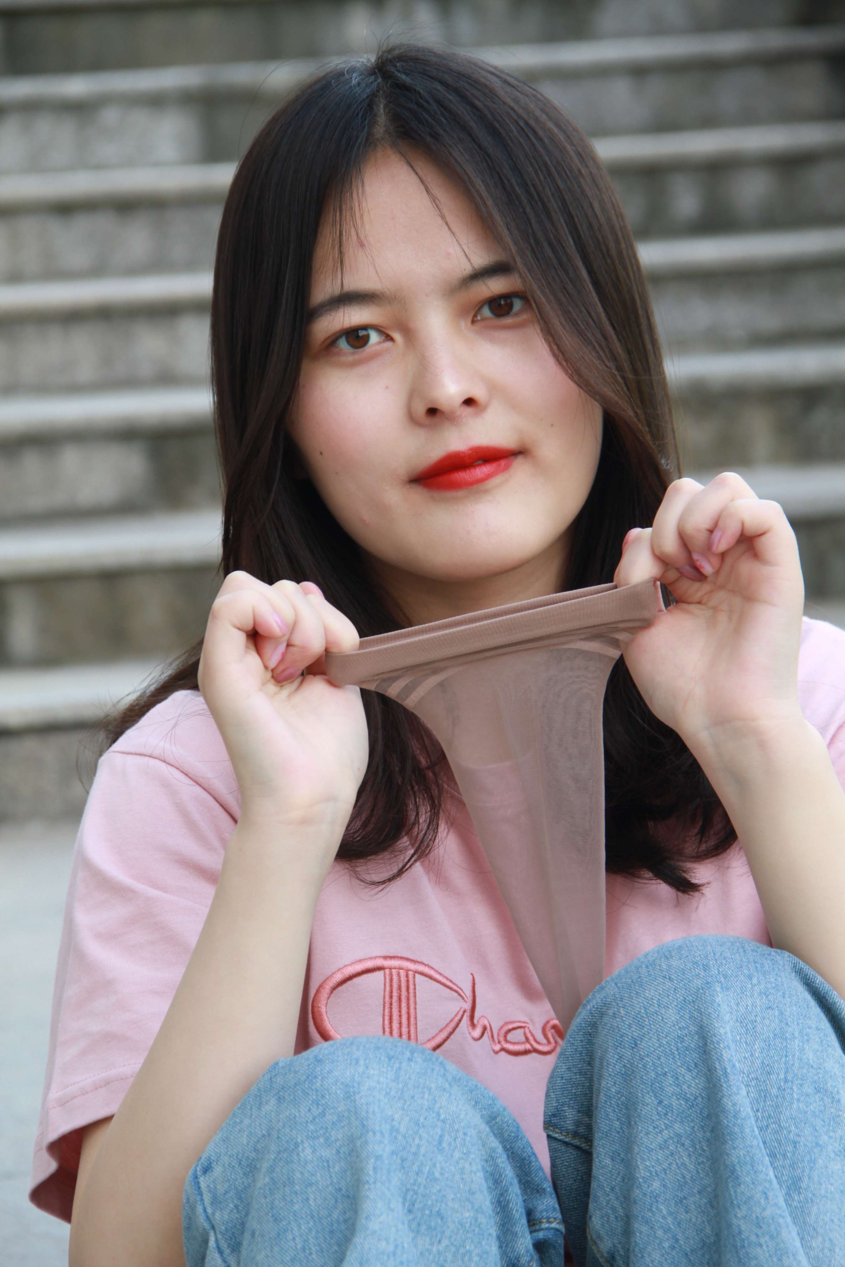 《校园短丝脚丫》作品图