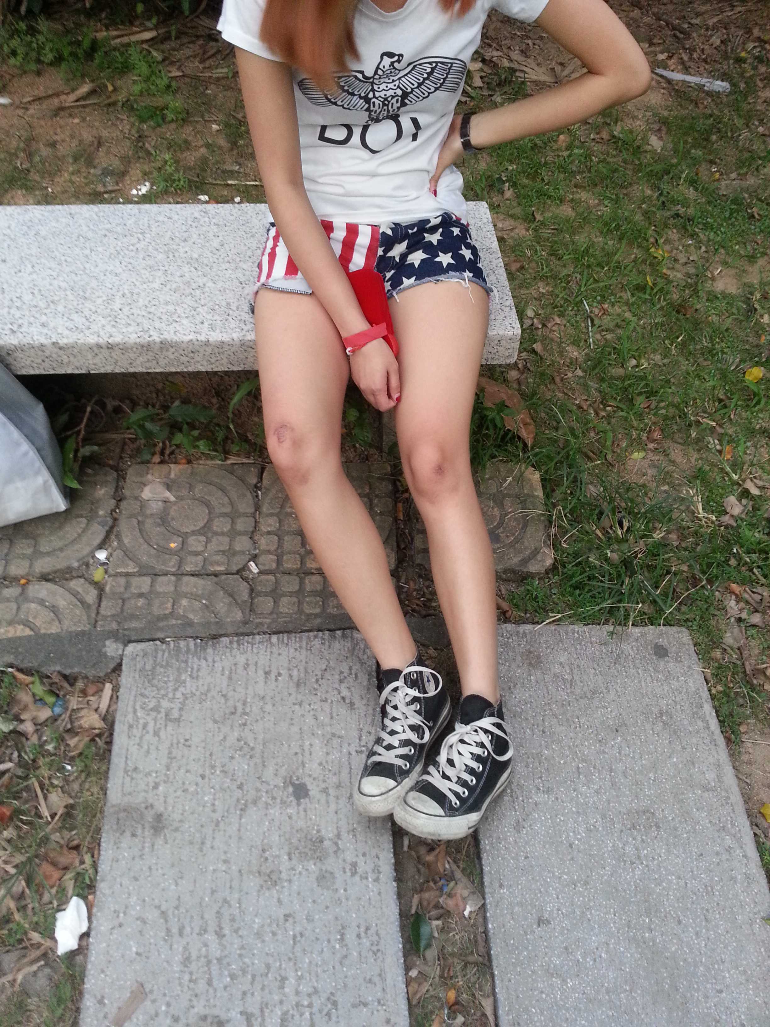 《热裤帆布鞋の斑点船袜脚》作品图