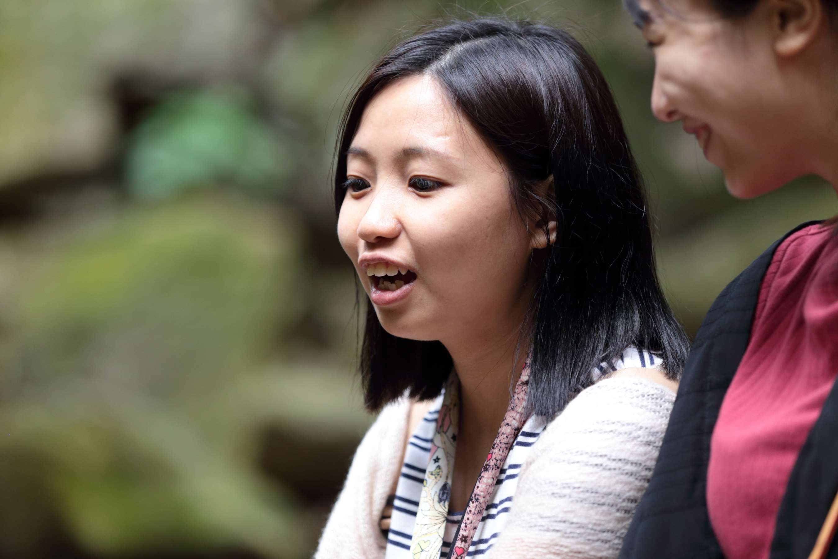 《好年轻清纯漂亮的两位女生啊》作品图