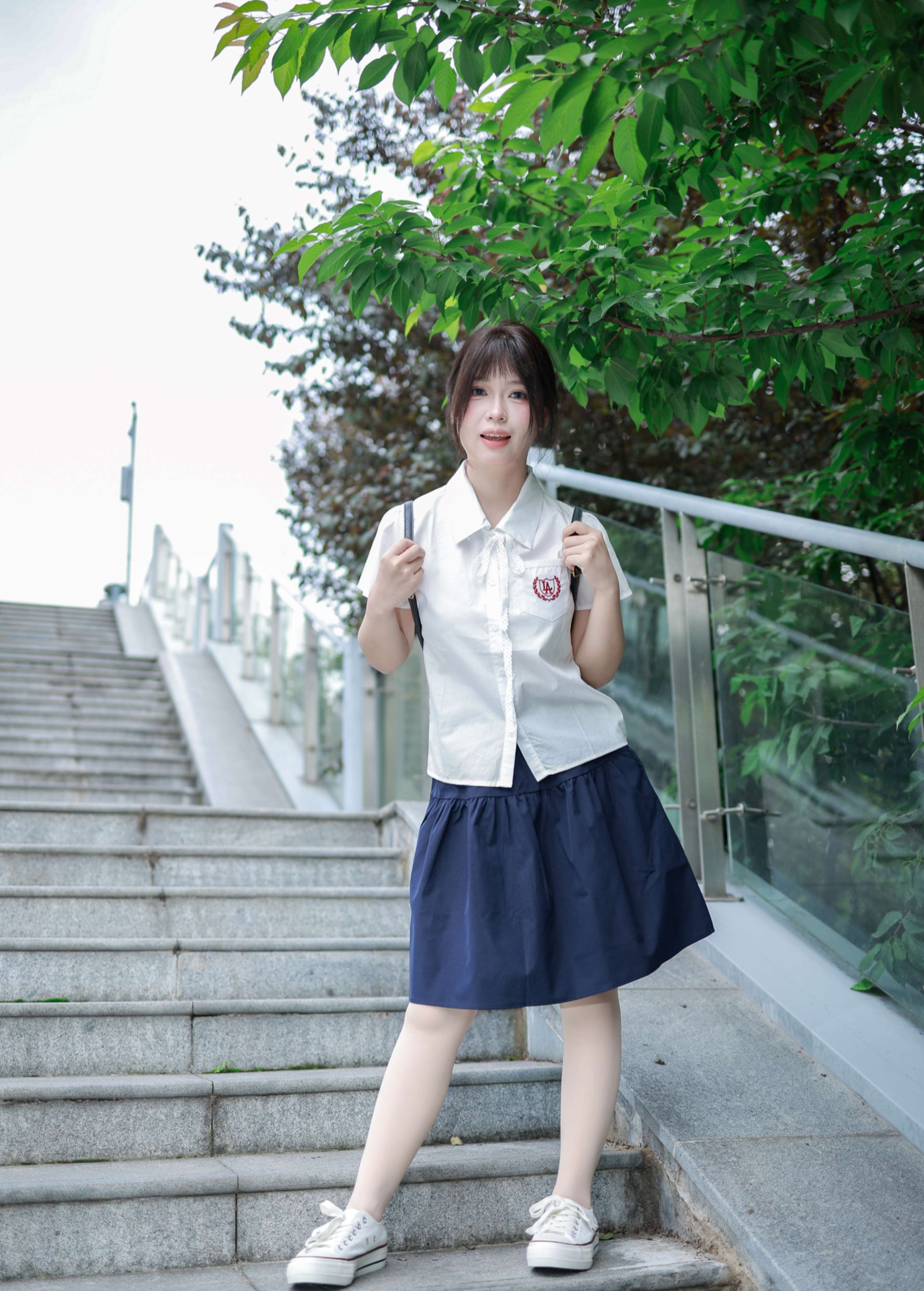 《奶芙 JK制服帆布鞋の丝足》作品图