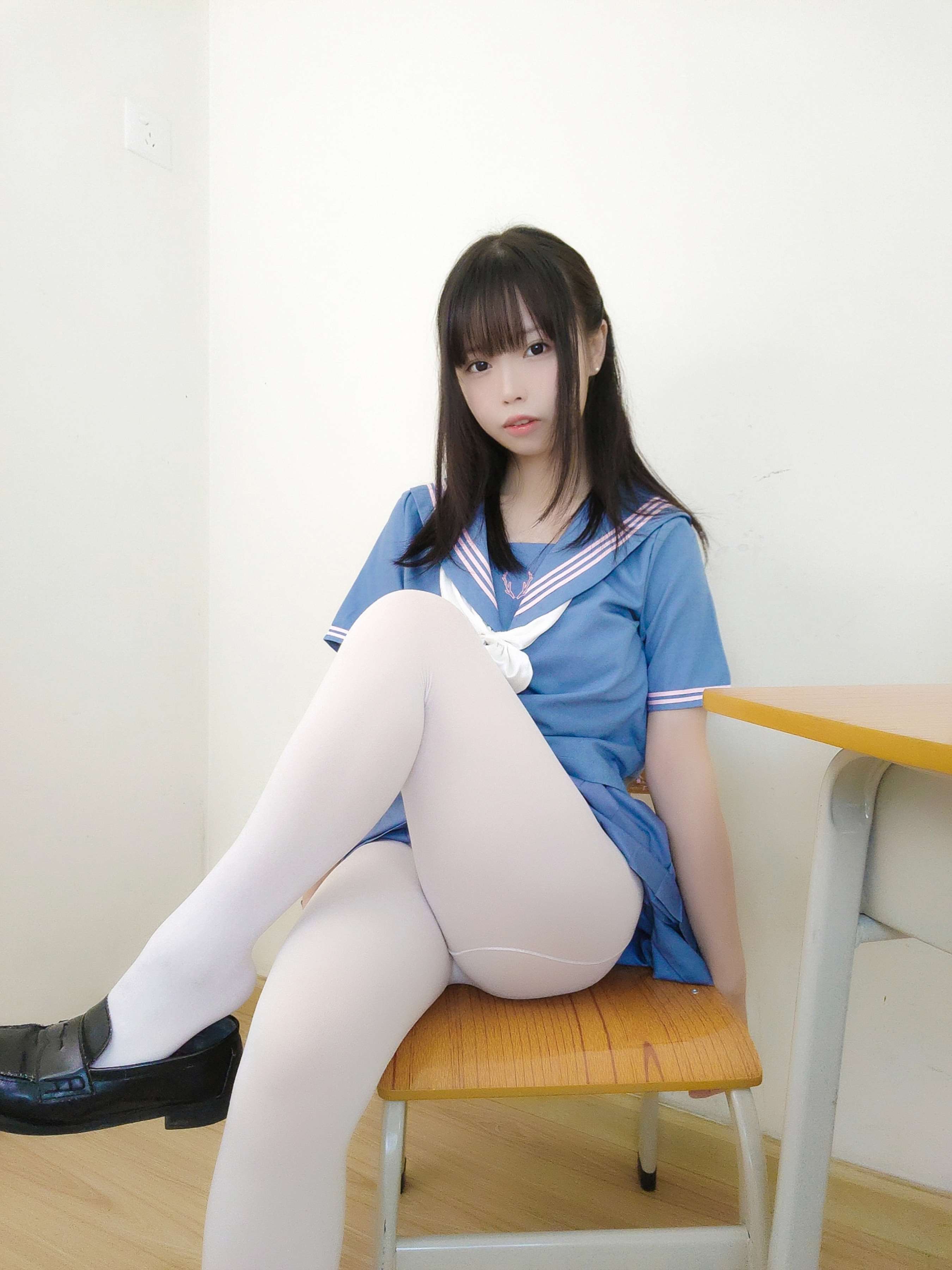 《香川澪-撸猫日记》作品图