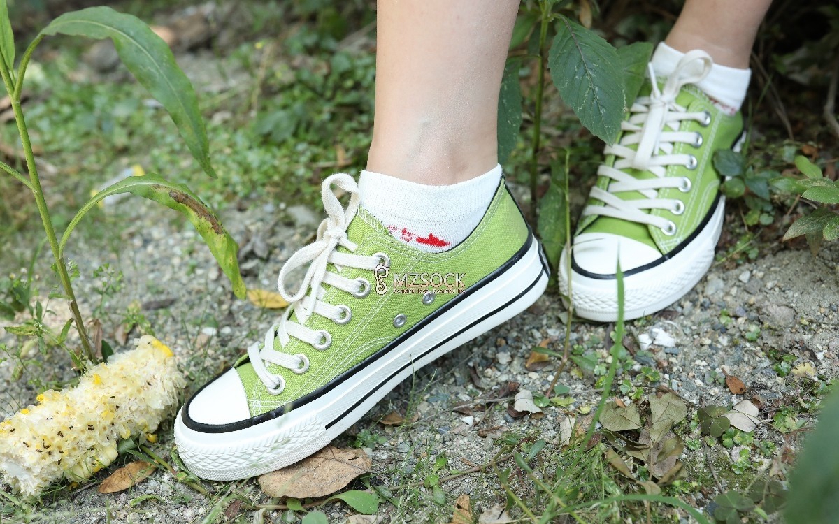 《不喜欢洗脚的学姐》作品图