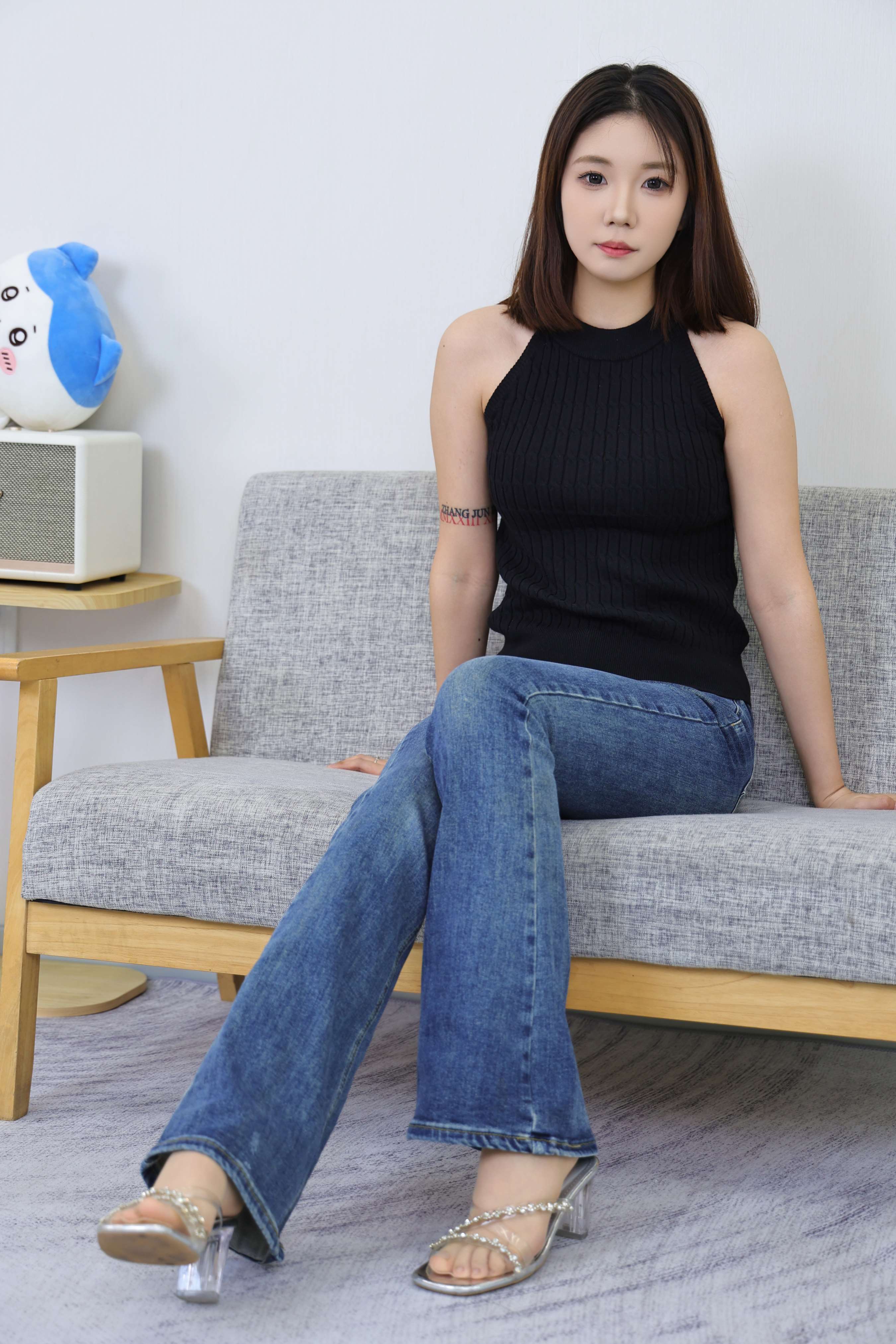 《小禾 牛子裤の嫩足》作品图