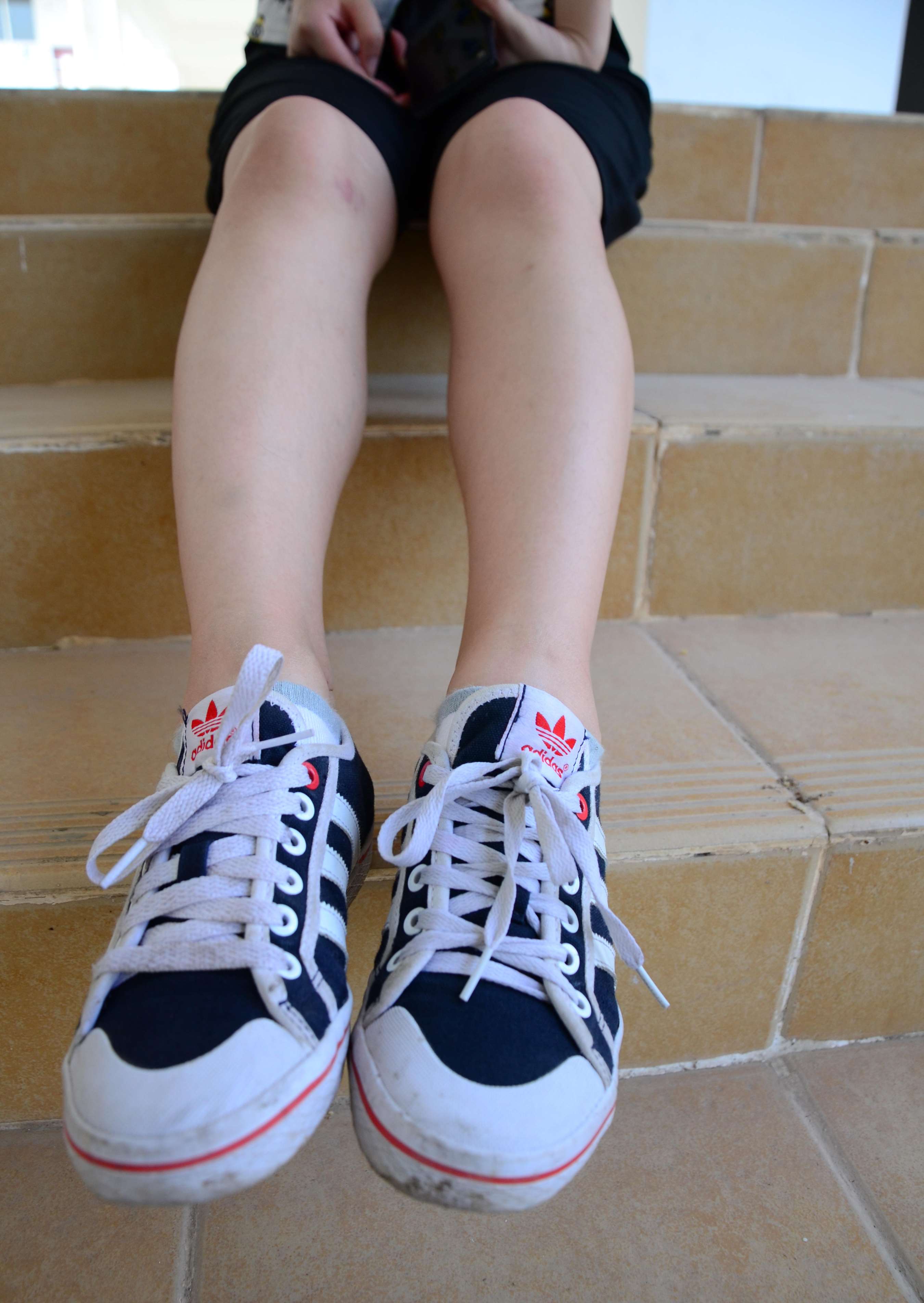 《教室棉袜脚》作品图