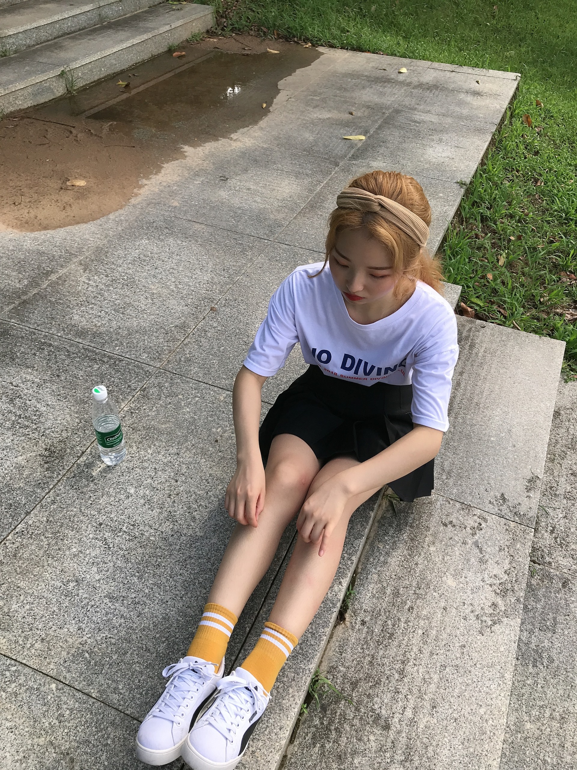 《小姐姐公园踏青+12个视频》作品图