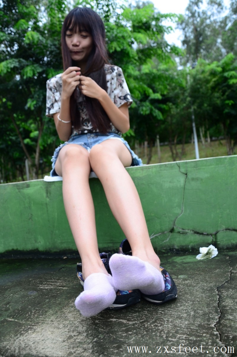 《在路边歇歇脚》作品图