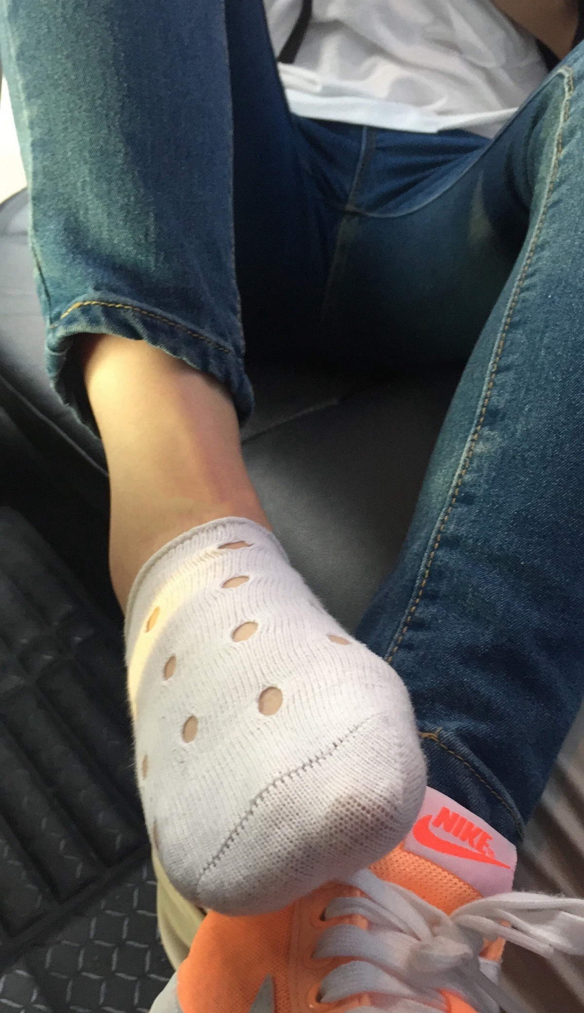 《高帮耐克》作品图