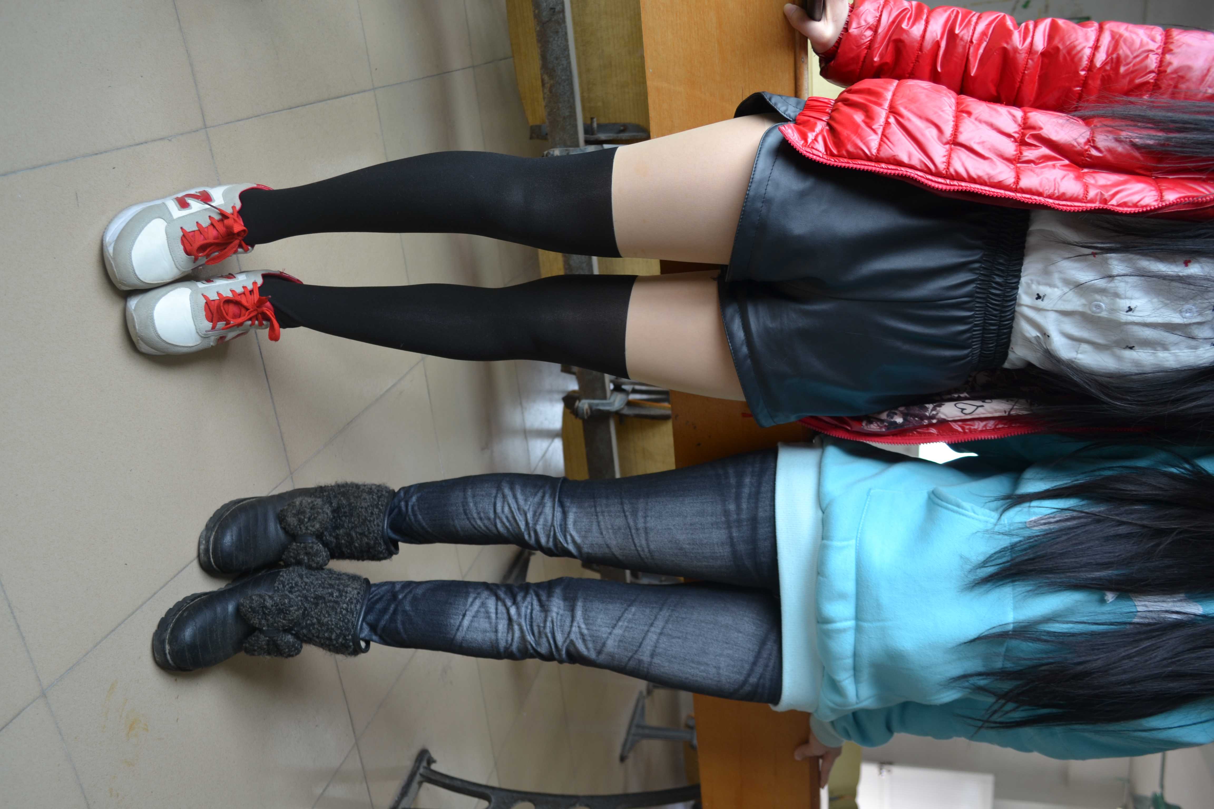 《校园长丝袜の白棉袜》作品图