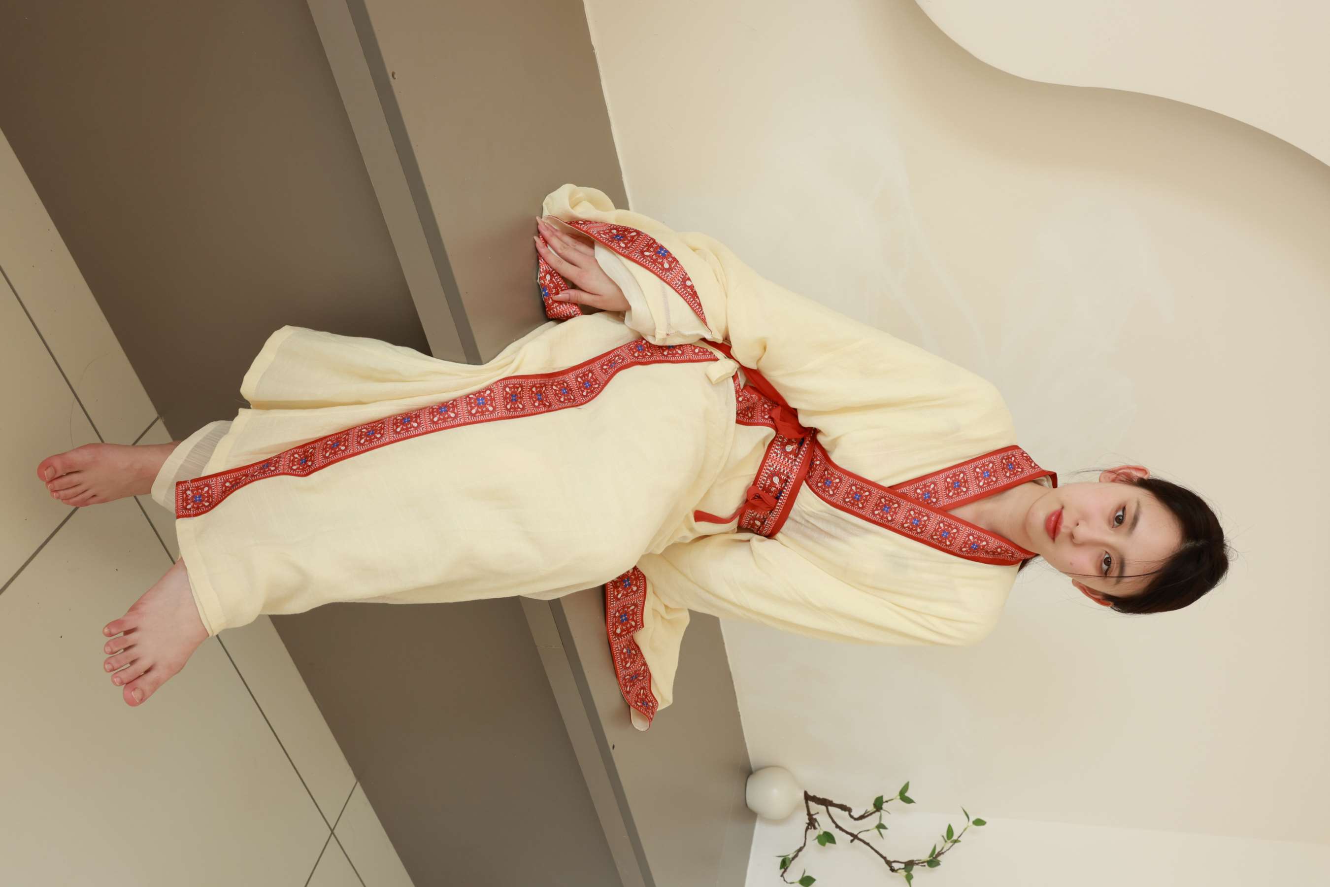 《yaya 汉服の赤足》作品图