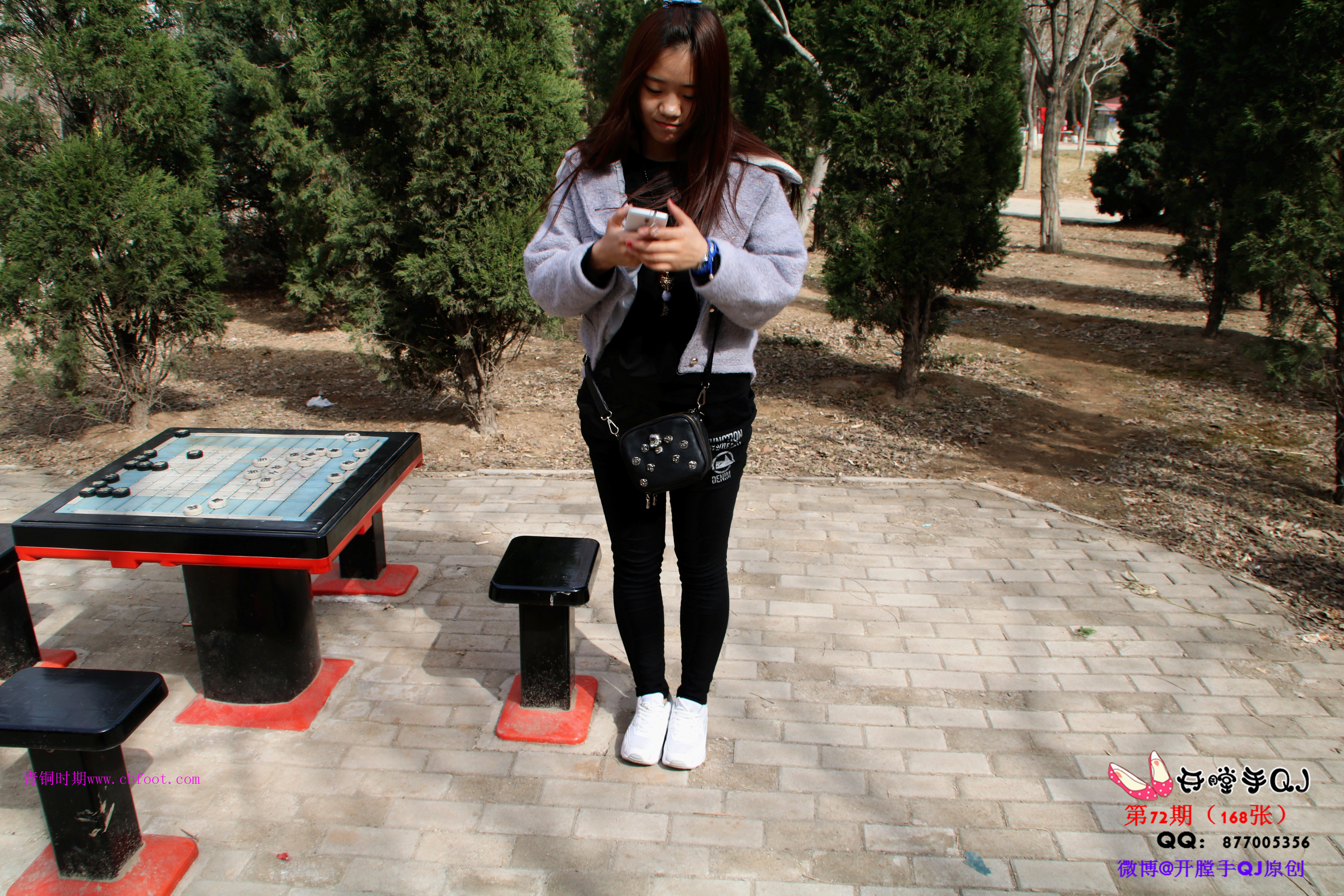 《公园锦袜约拍》作品图