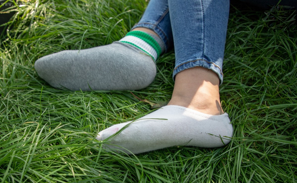 《蝉声鸣叫》作品图