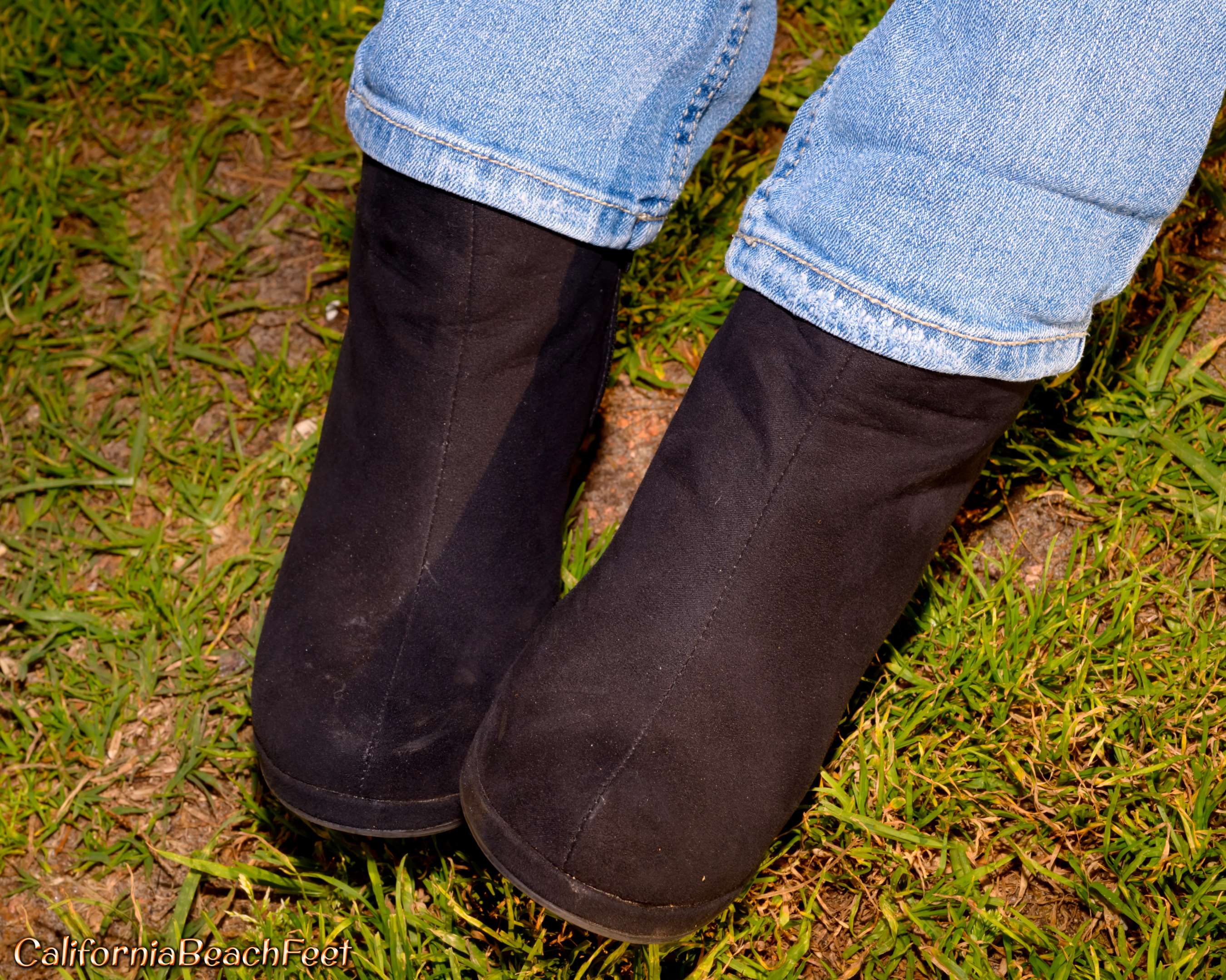 《CaliforniaBeachFeet NO.2》作品图