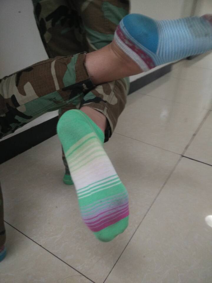 《军训后又脏又臭》作品图