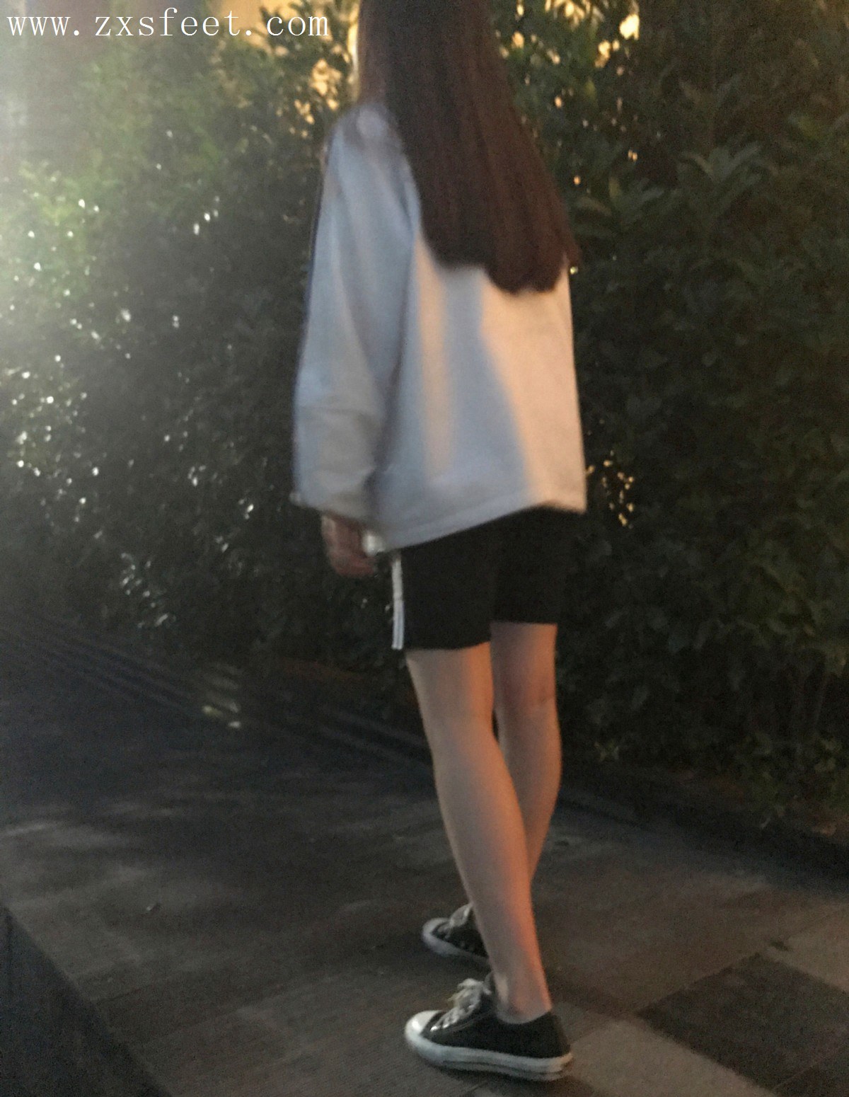 《晚自习下课》作品图