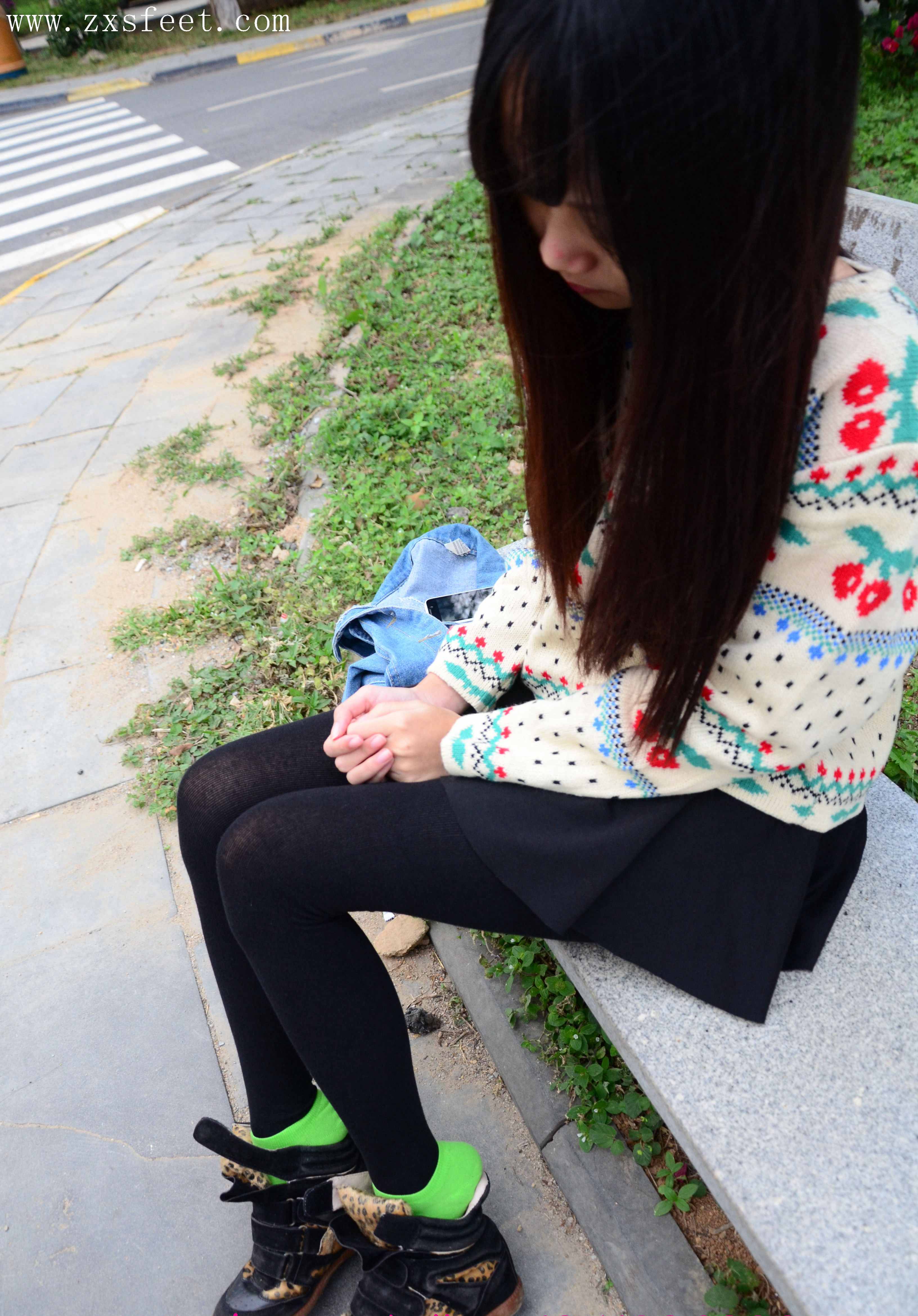 《荧光的绿》作品图