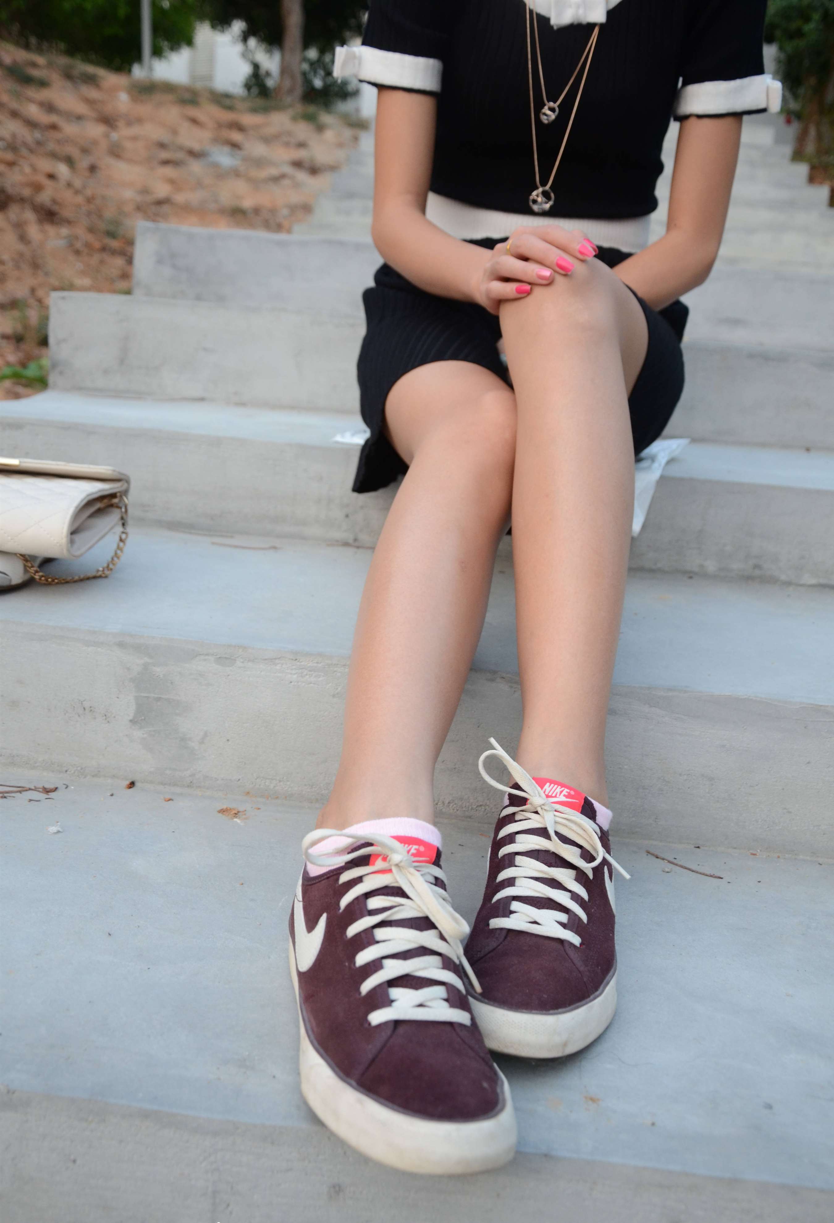 《学妹布鞋の棉袜脚》作品图