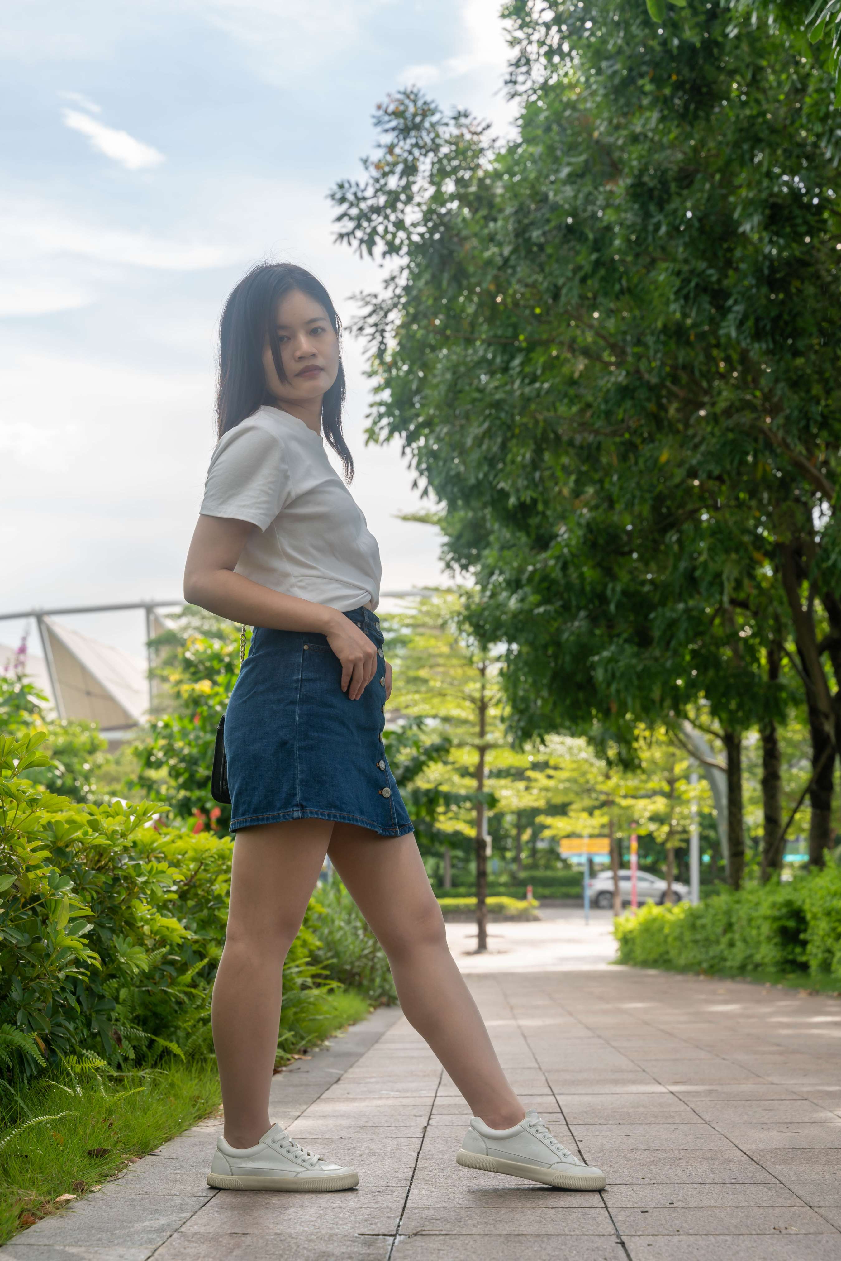 《小梅公园晒丝足》作品图