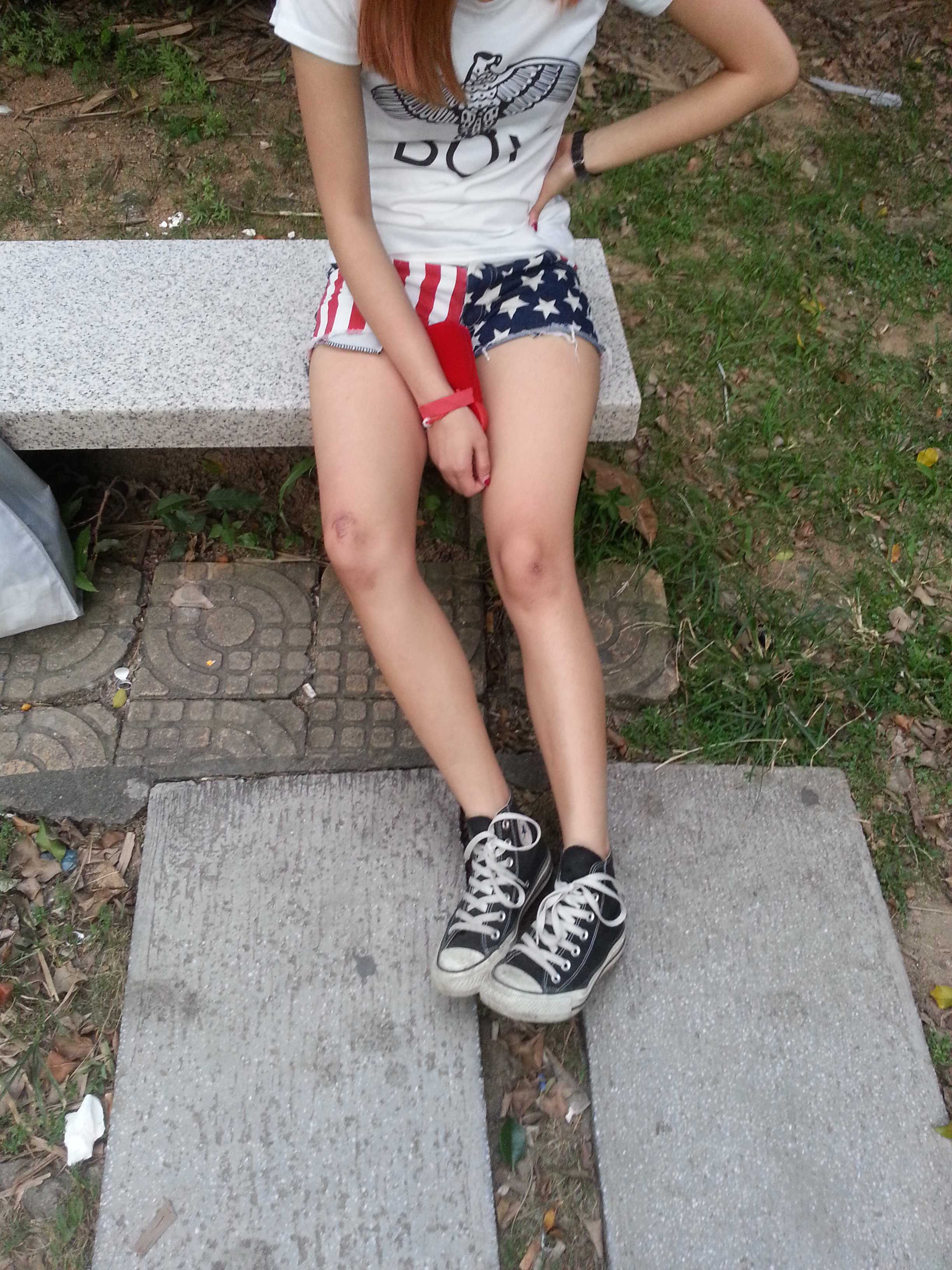 《热裤帆布鞋の斑点船袜脚》作品图