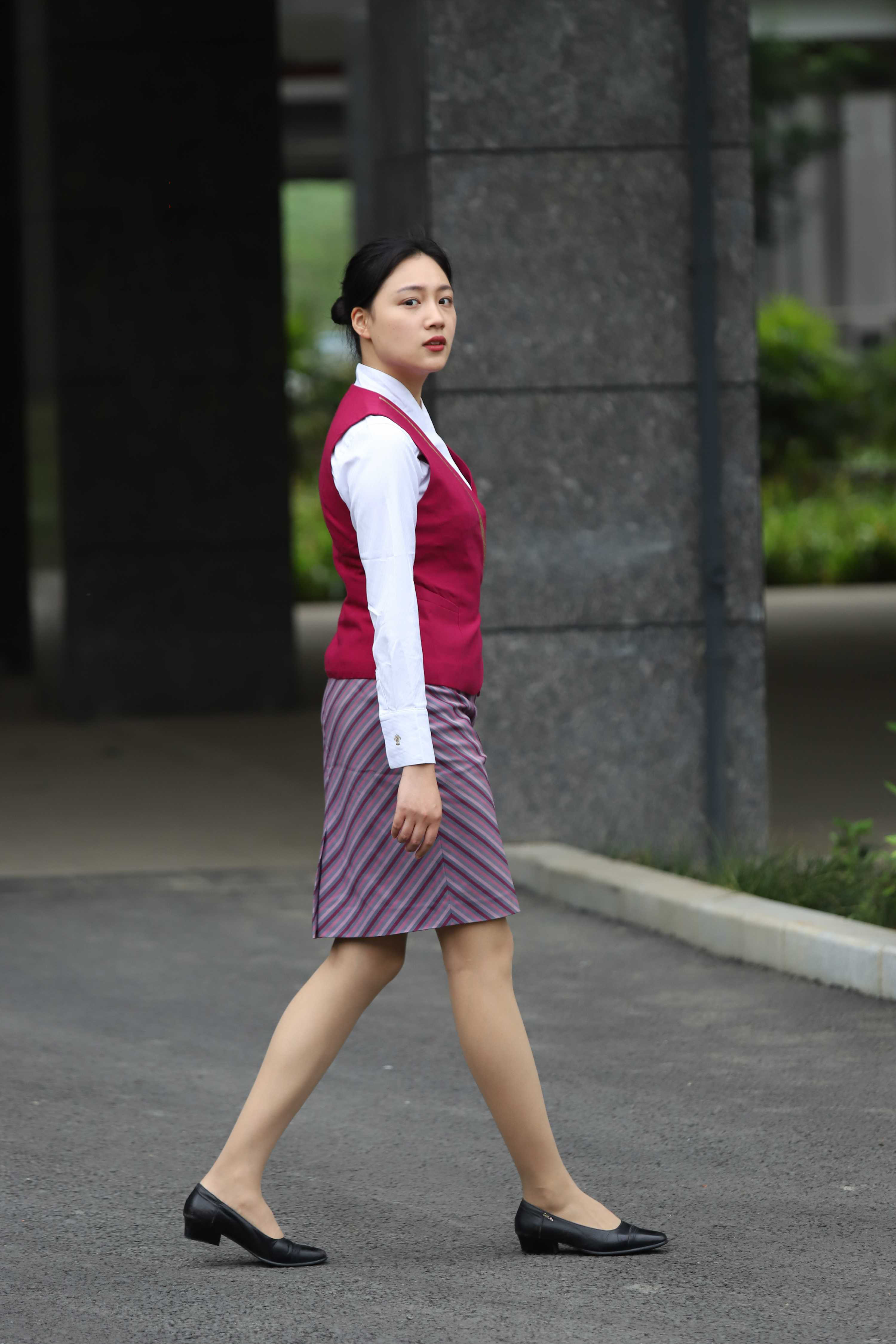 《空乘制服丝袜脚丫+视频一部》作品图