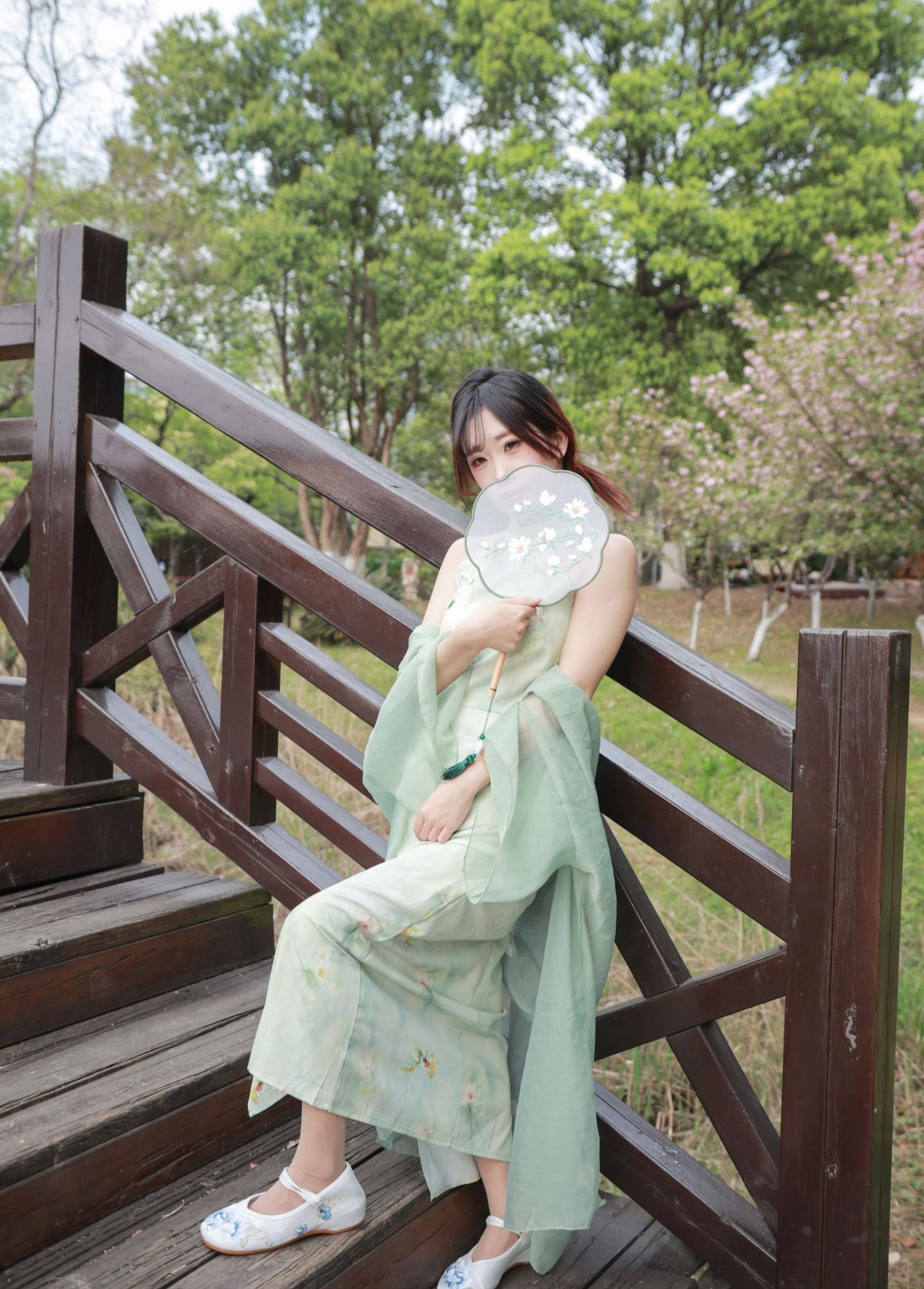 《小梦 汉服の嫩足》作品图