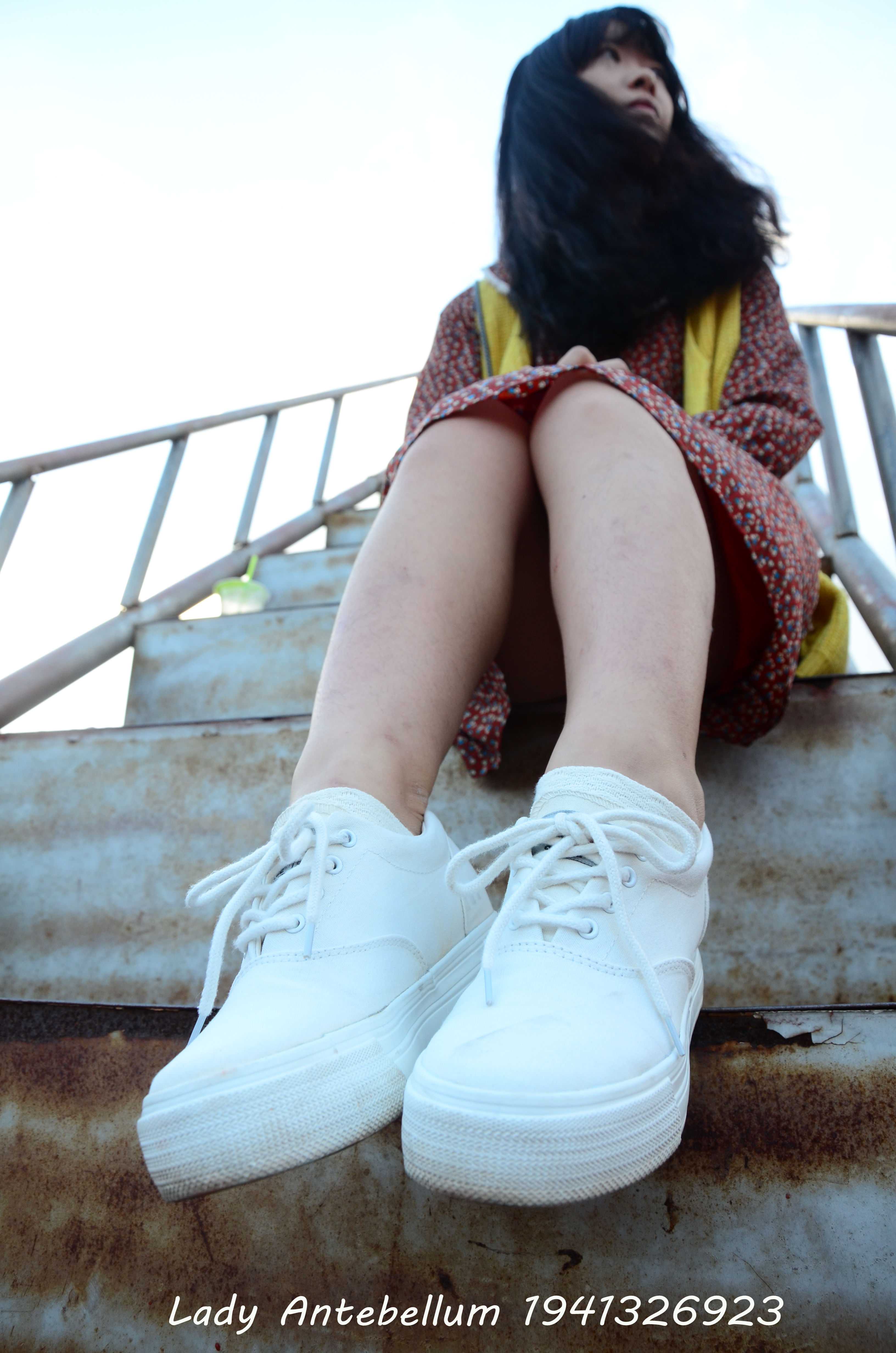 《害羞的学妹》作品图