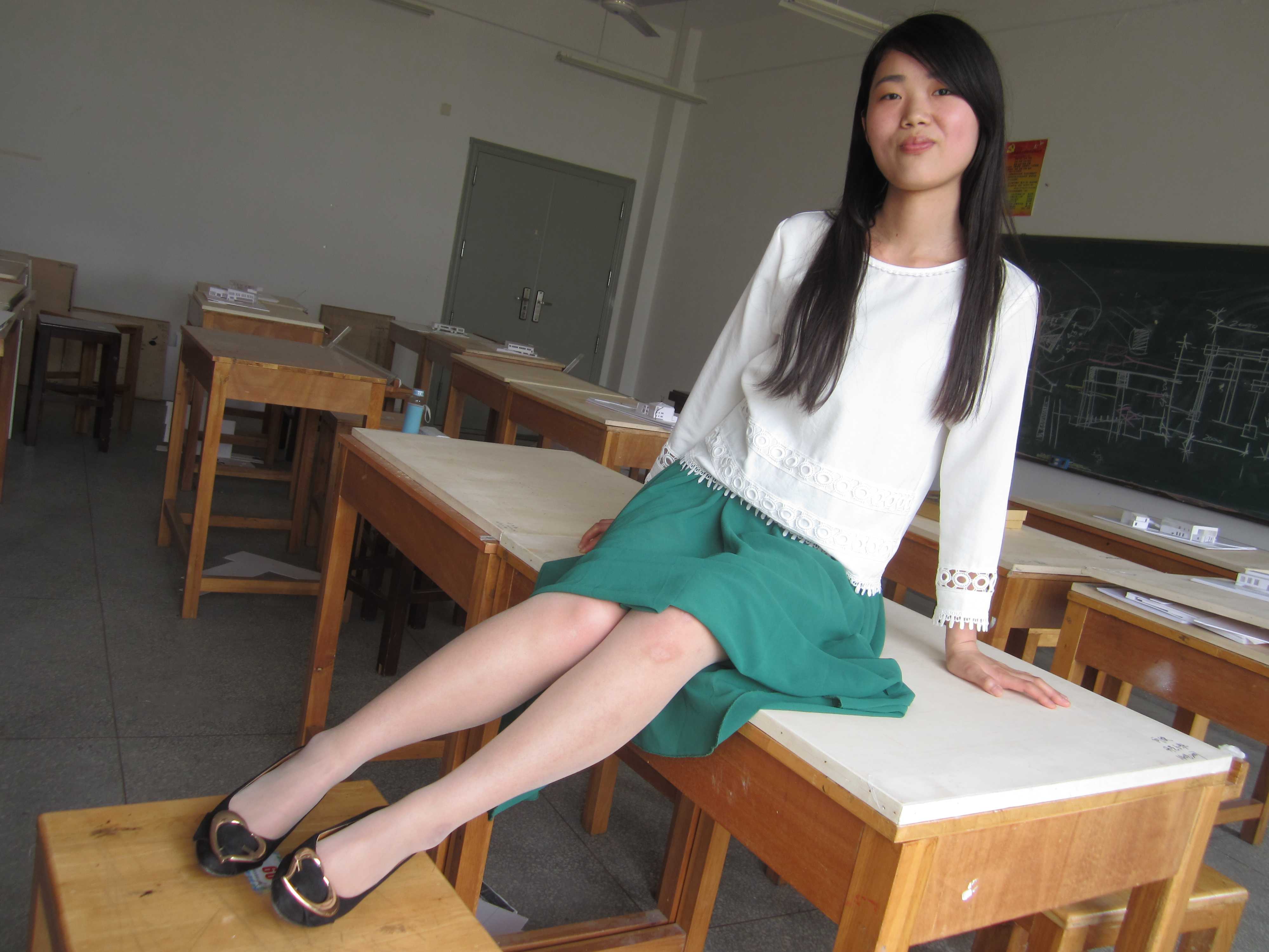 《学妹肉丝》作品图