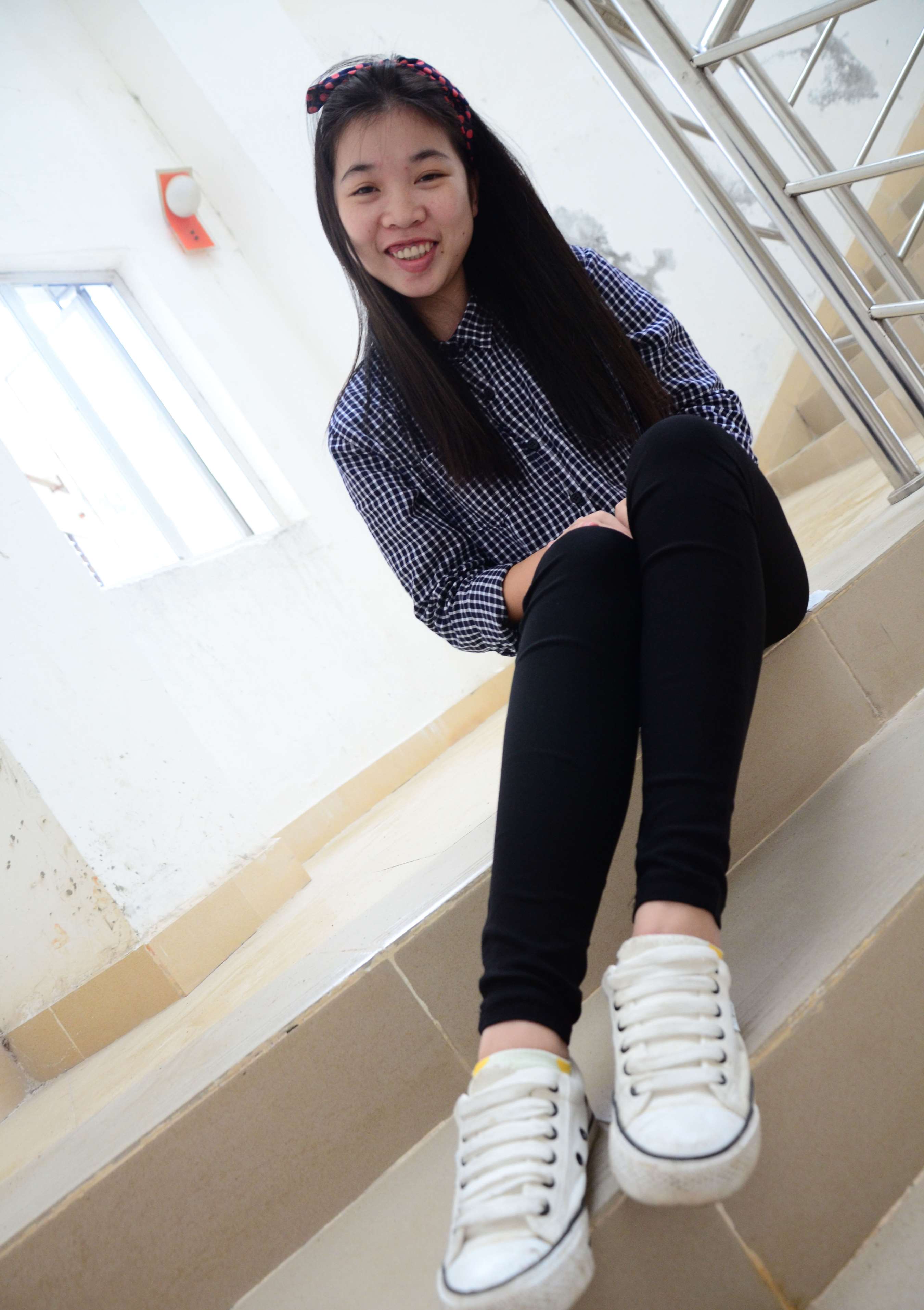 《白帆布鞋の棉袜》作品图